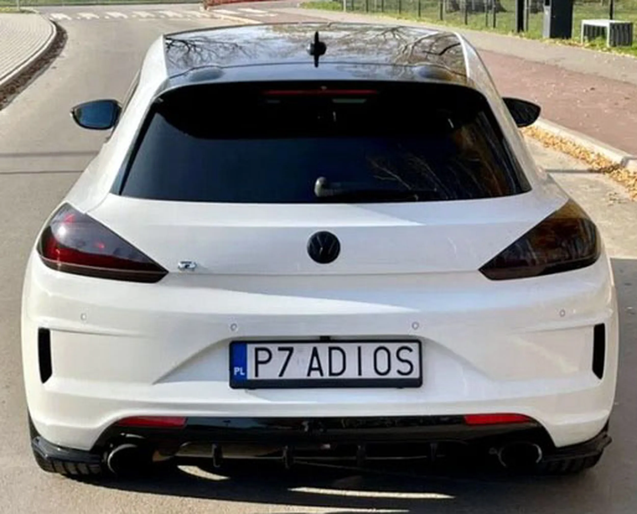 Fajny numer, blacha P7 ADIOS