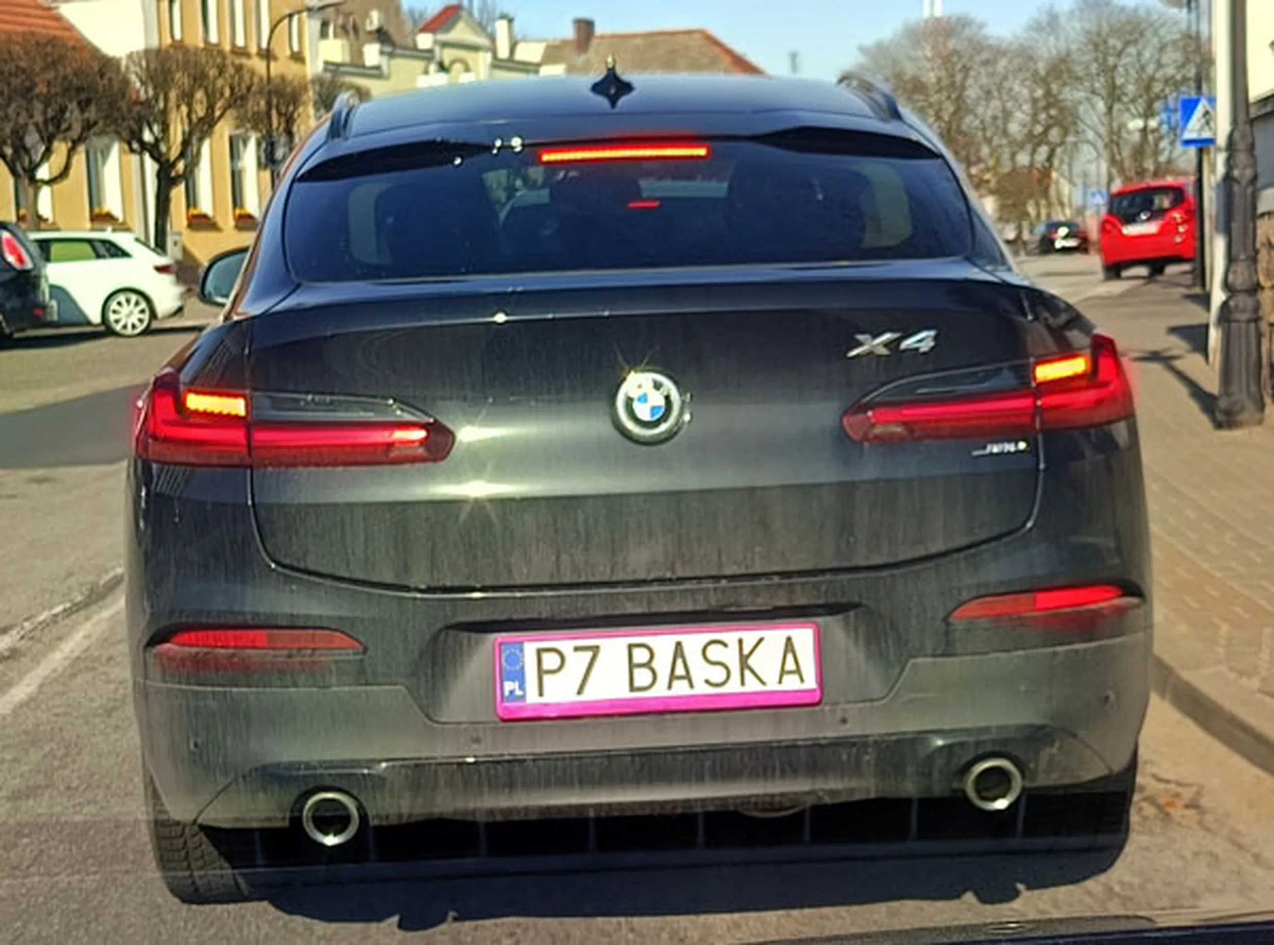 Fajny numer, blacha P7 BASKA