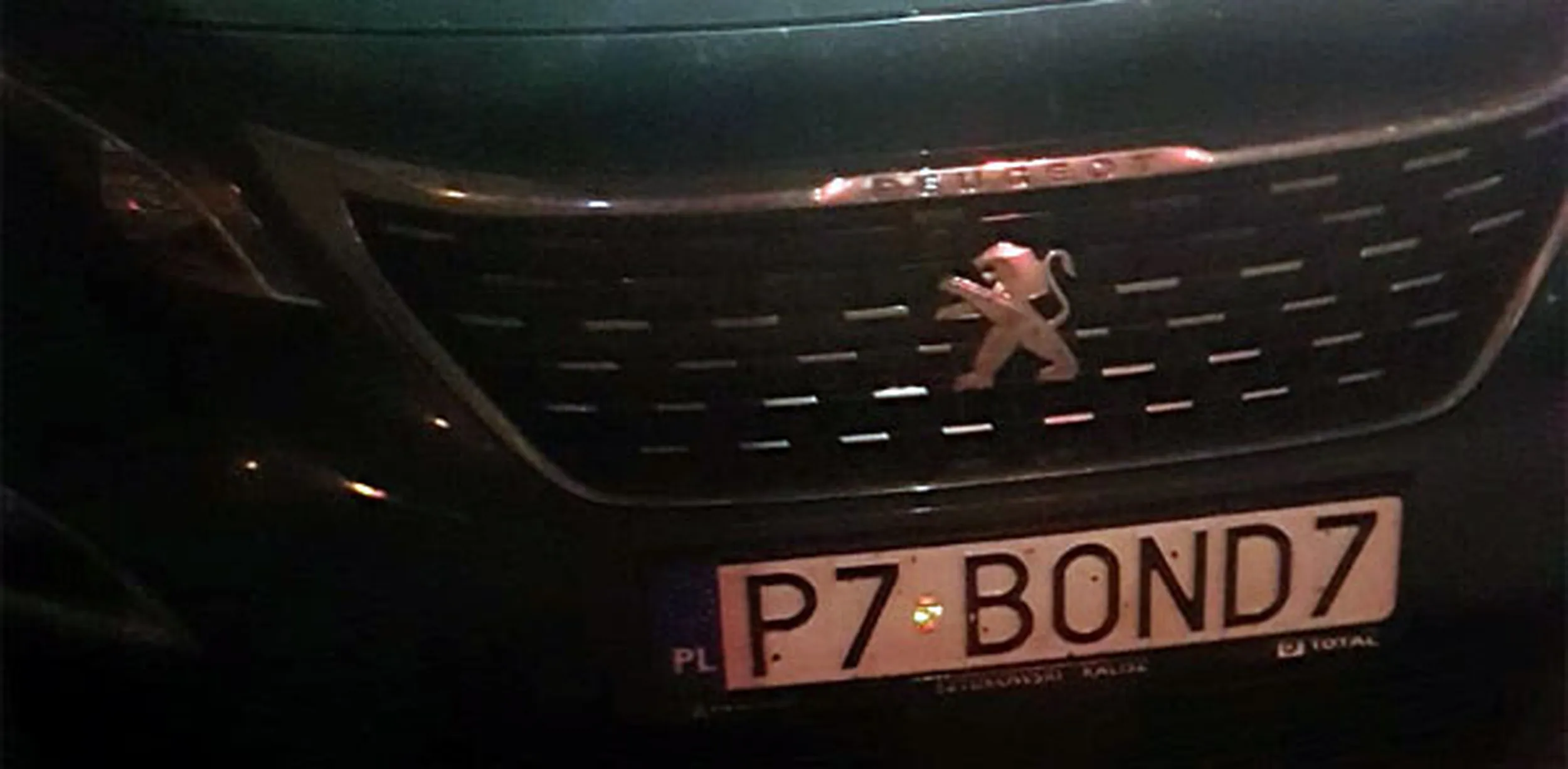 Fajny numer, blacha P7 BOND7