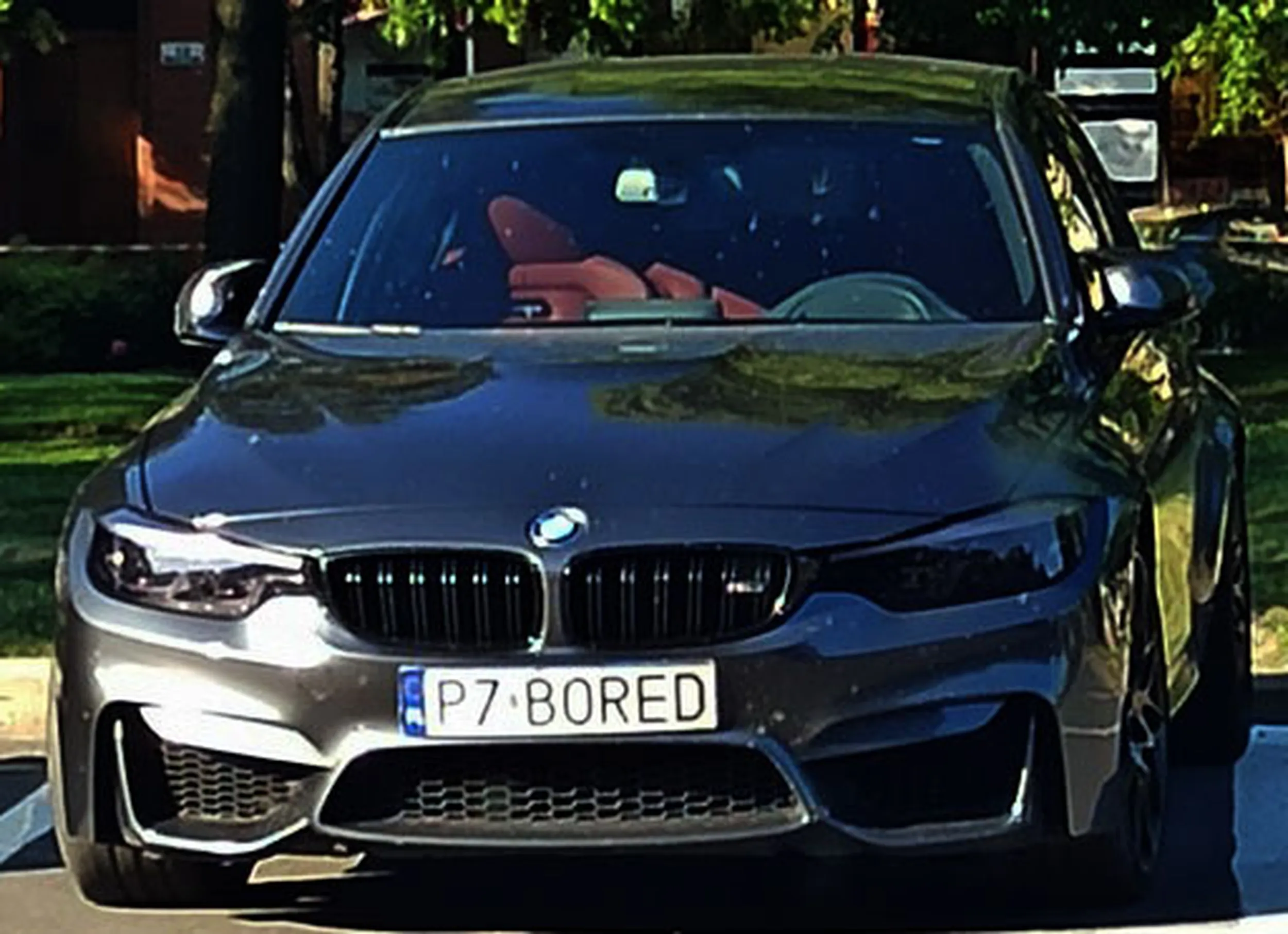 Fajny numer, blacha P7 BORED