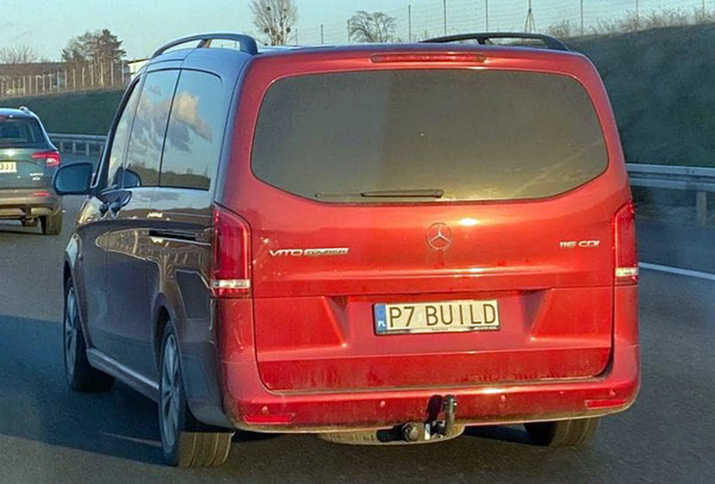 Fajny numer, blacha P7 BUILD