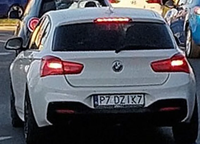 Fajny numer, blacha P7 DZIK7