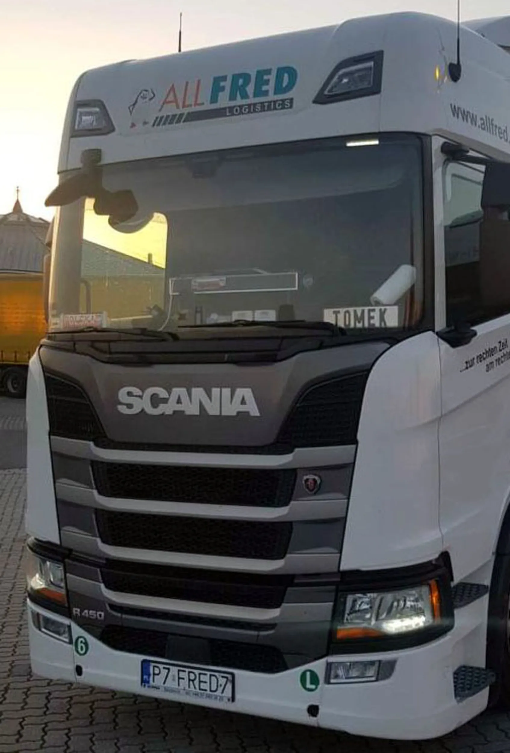 Fajny numer, blacha P7 FRED7