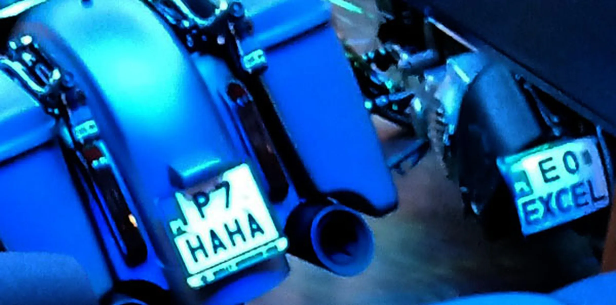 Fajny numer, blacha P7 HAHA