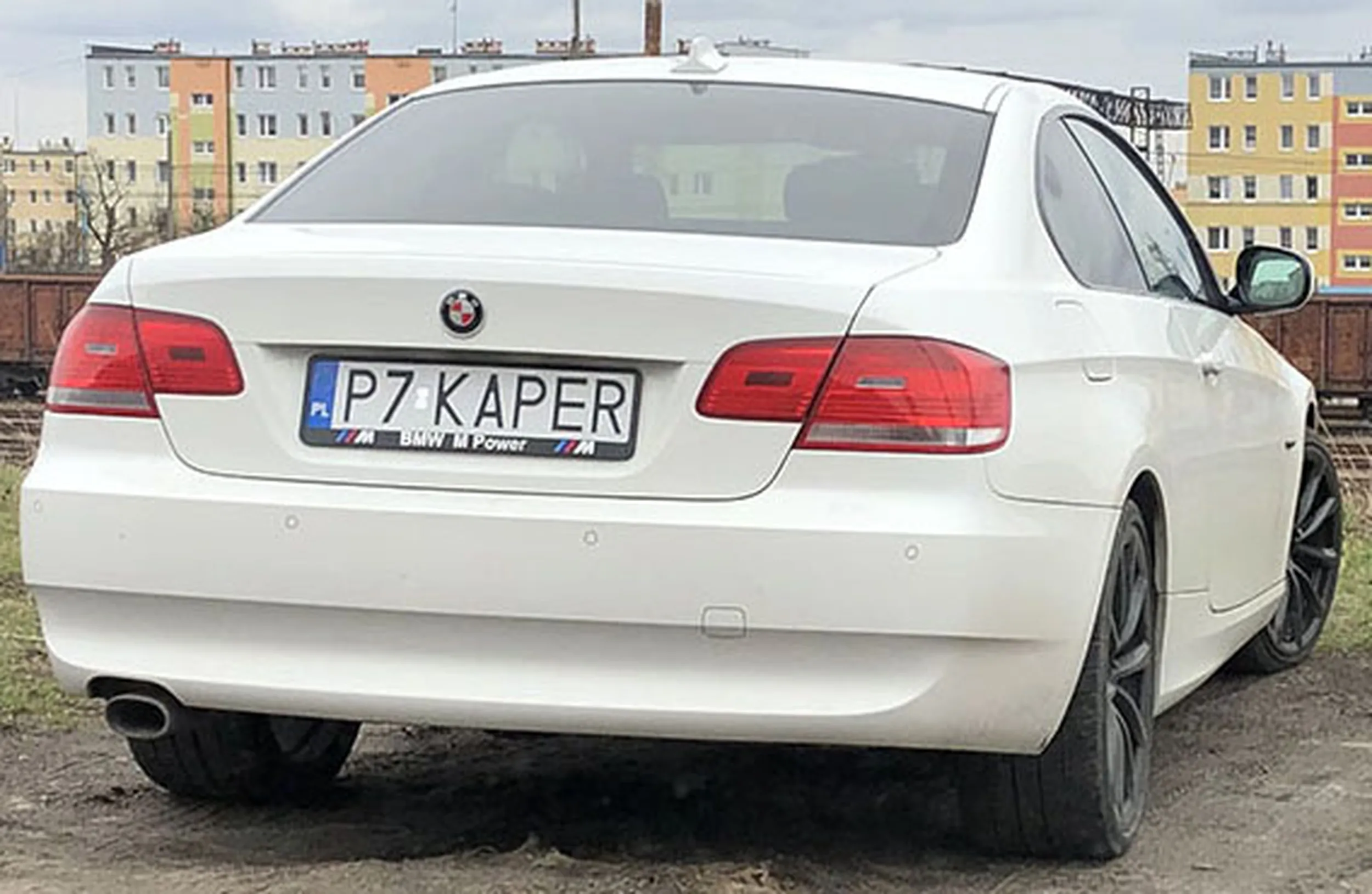 Fajny numer, blacha P7 KAPER