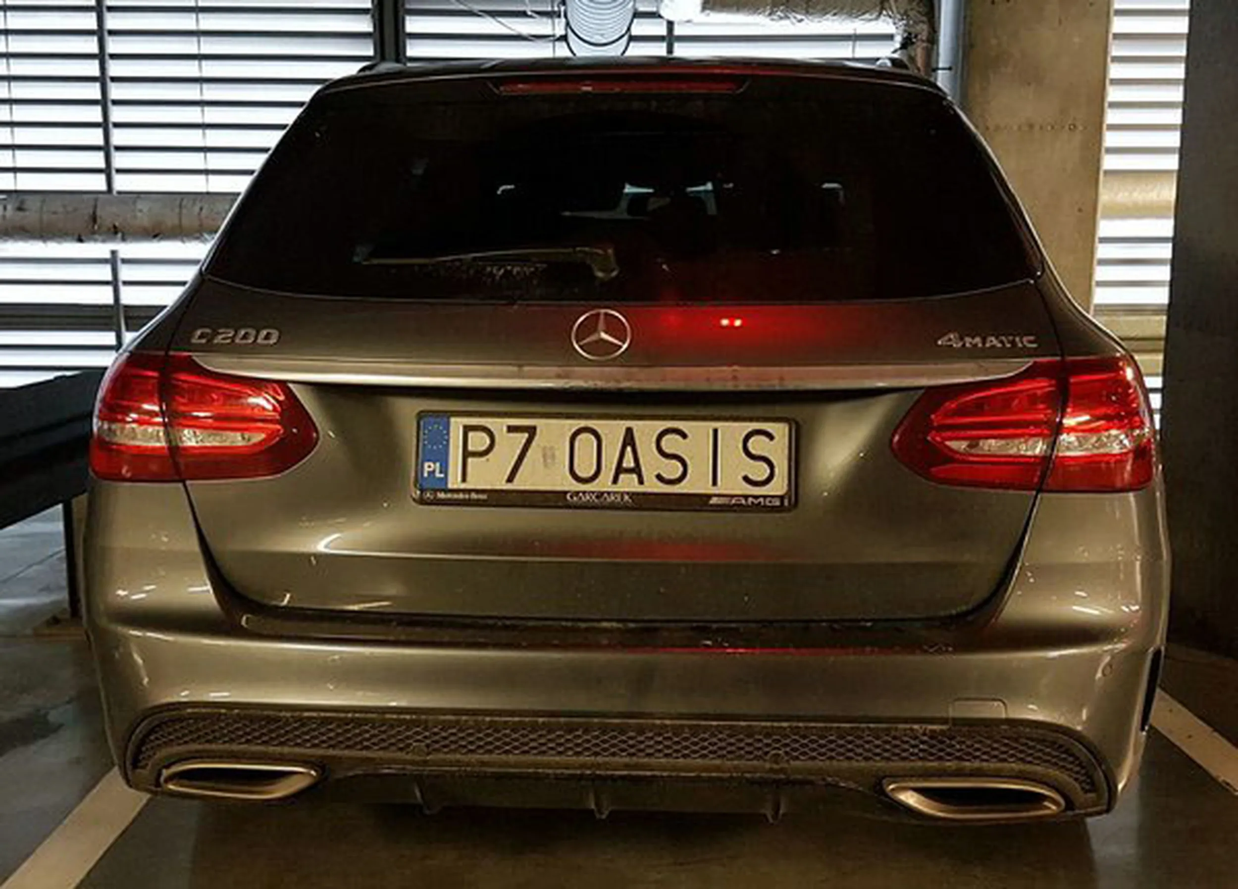 Fajny numer, blacha P7 OASIS