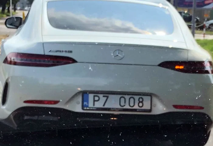 Fajny numer, blacha P7 OO8