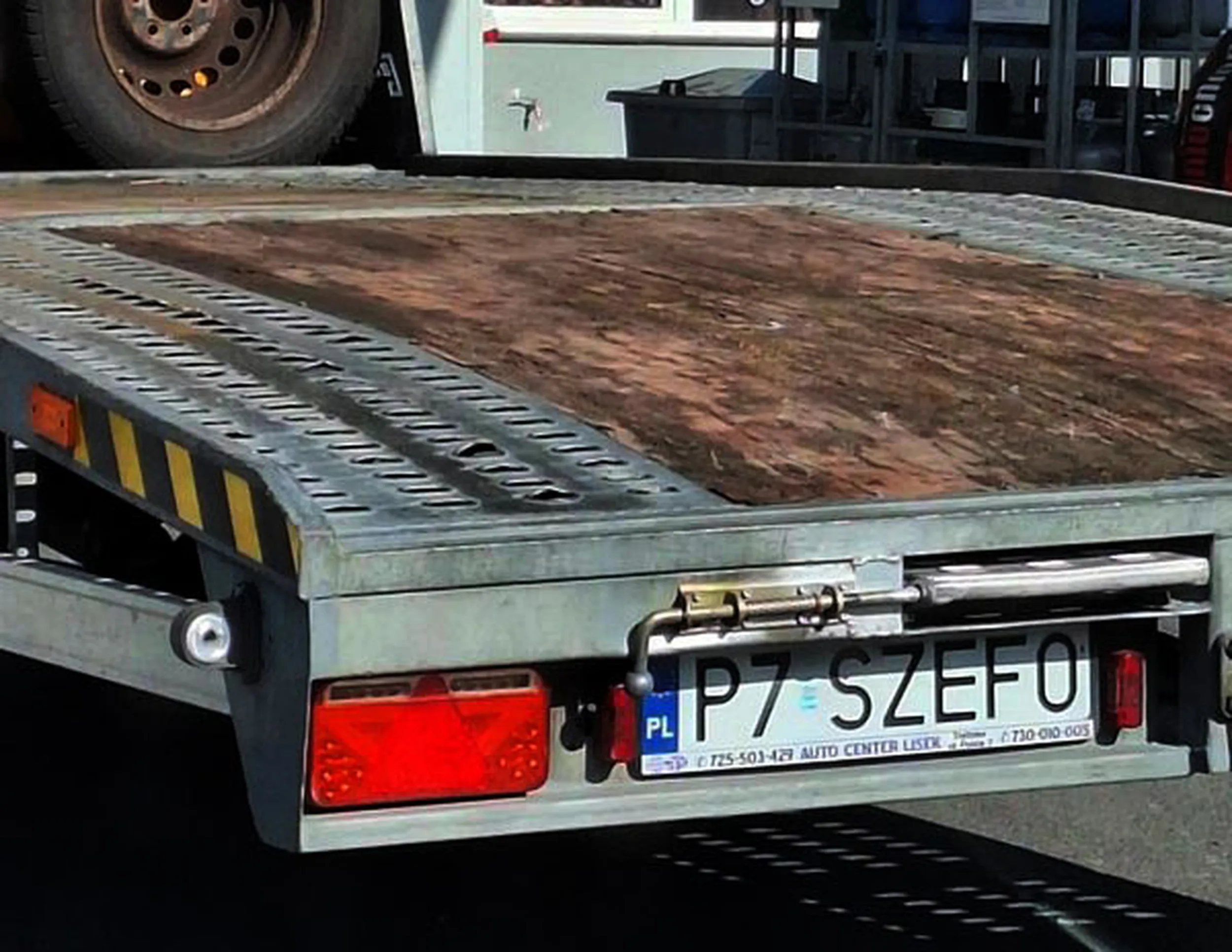 Fajny numer, blacha P7 SZEFO