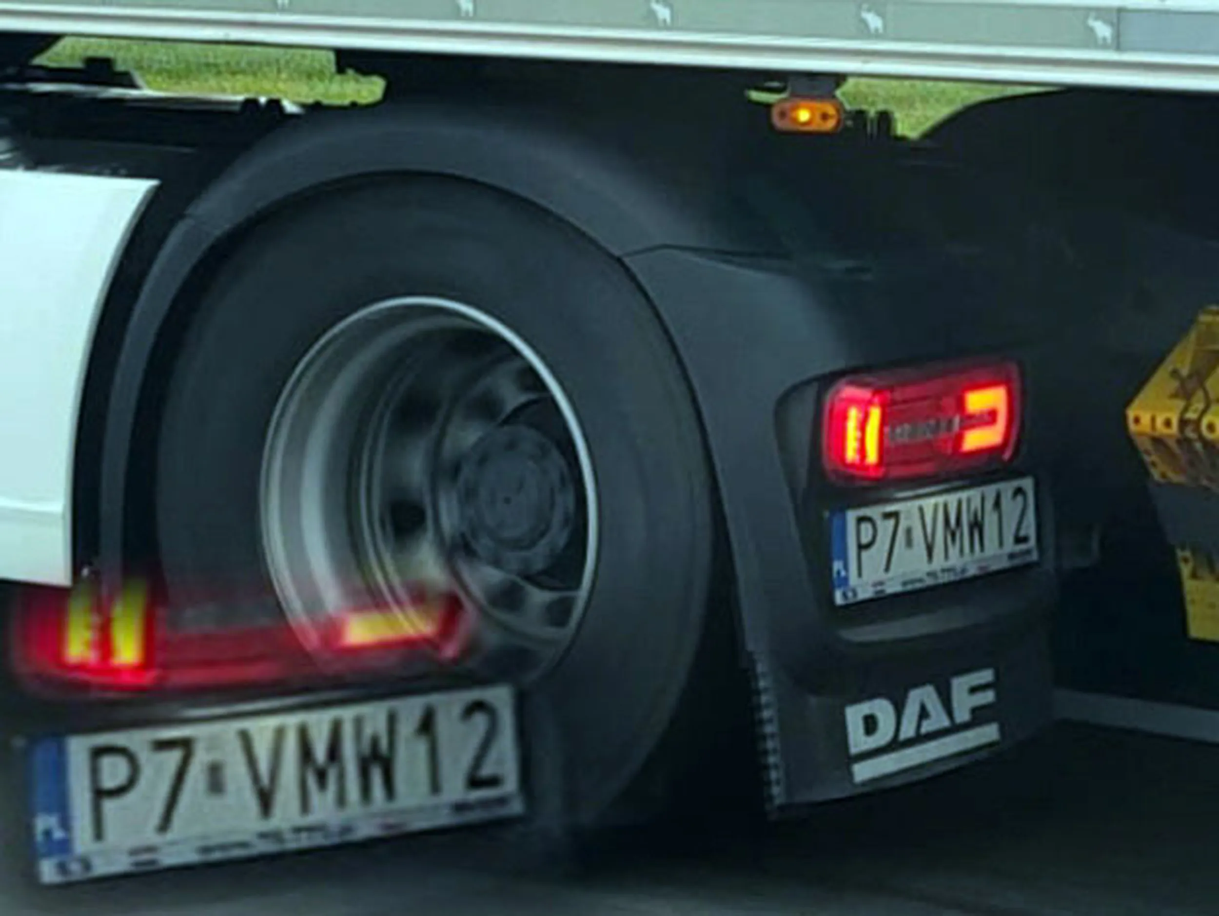 Fajny numer, blacha P7 VMW12