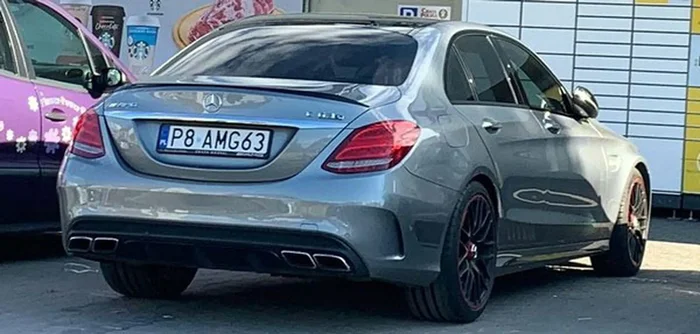 Fajny numer, blacha P8 AMG63