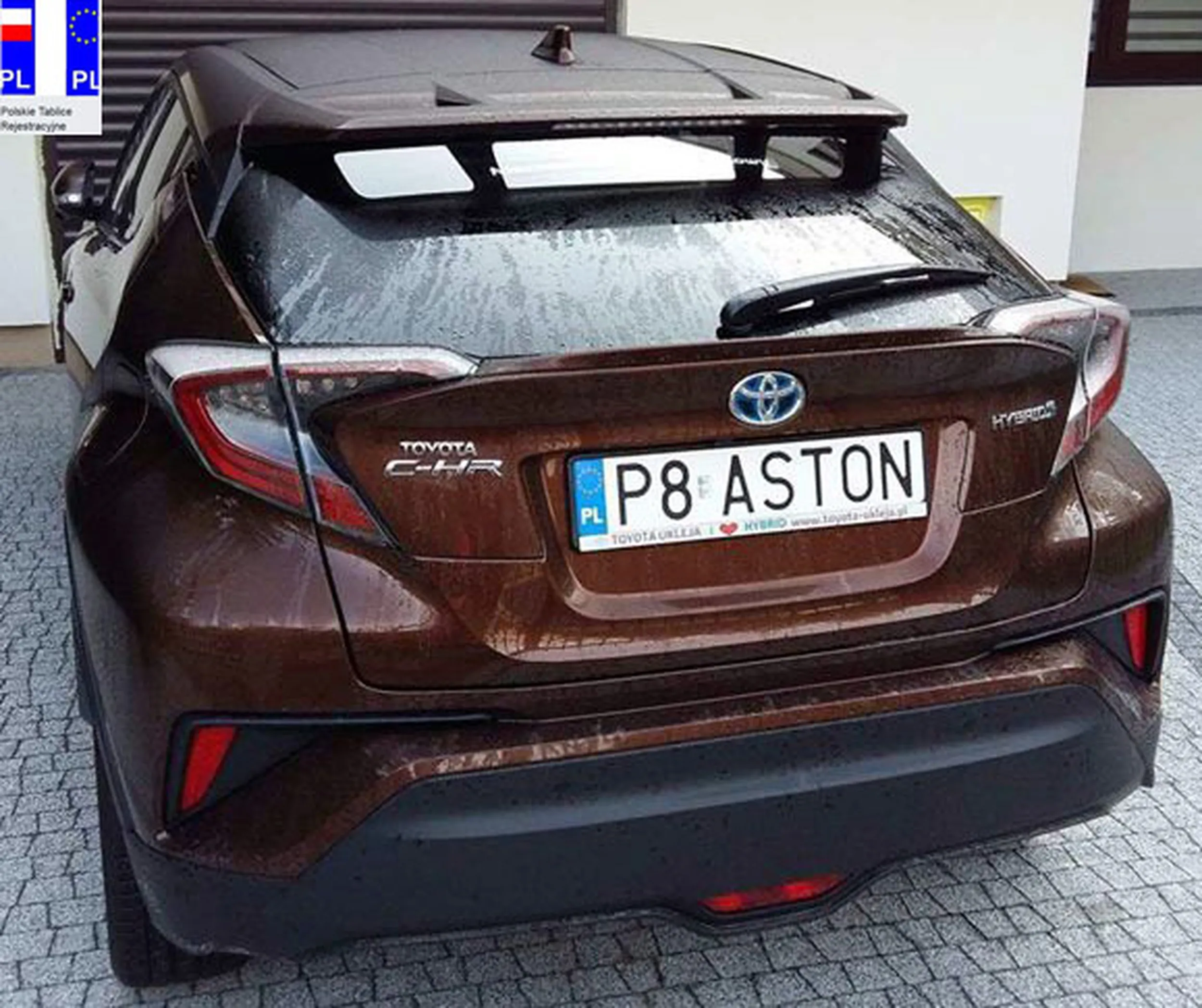 Fajny numer, blacha P8 ASTON