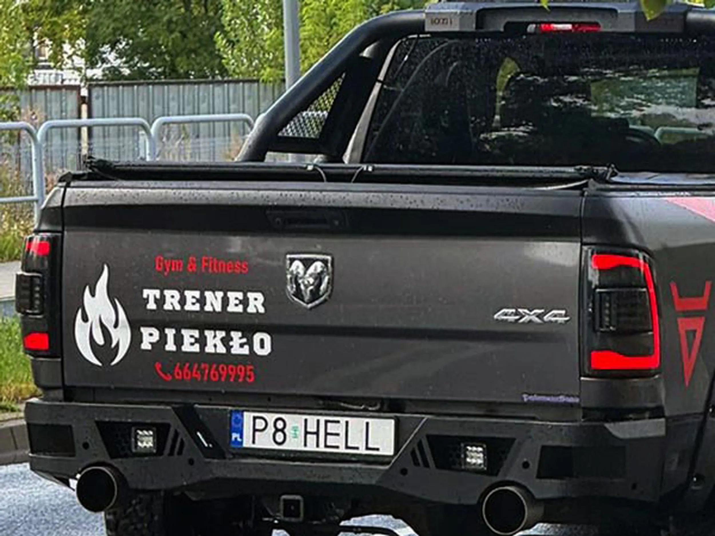 Fajny numer, blacha P8 HELL