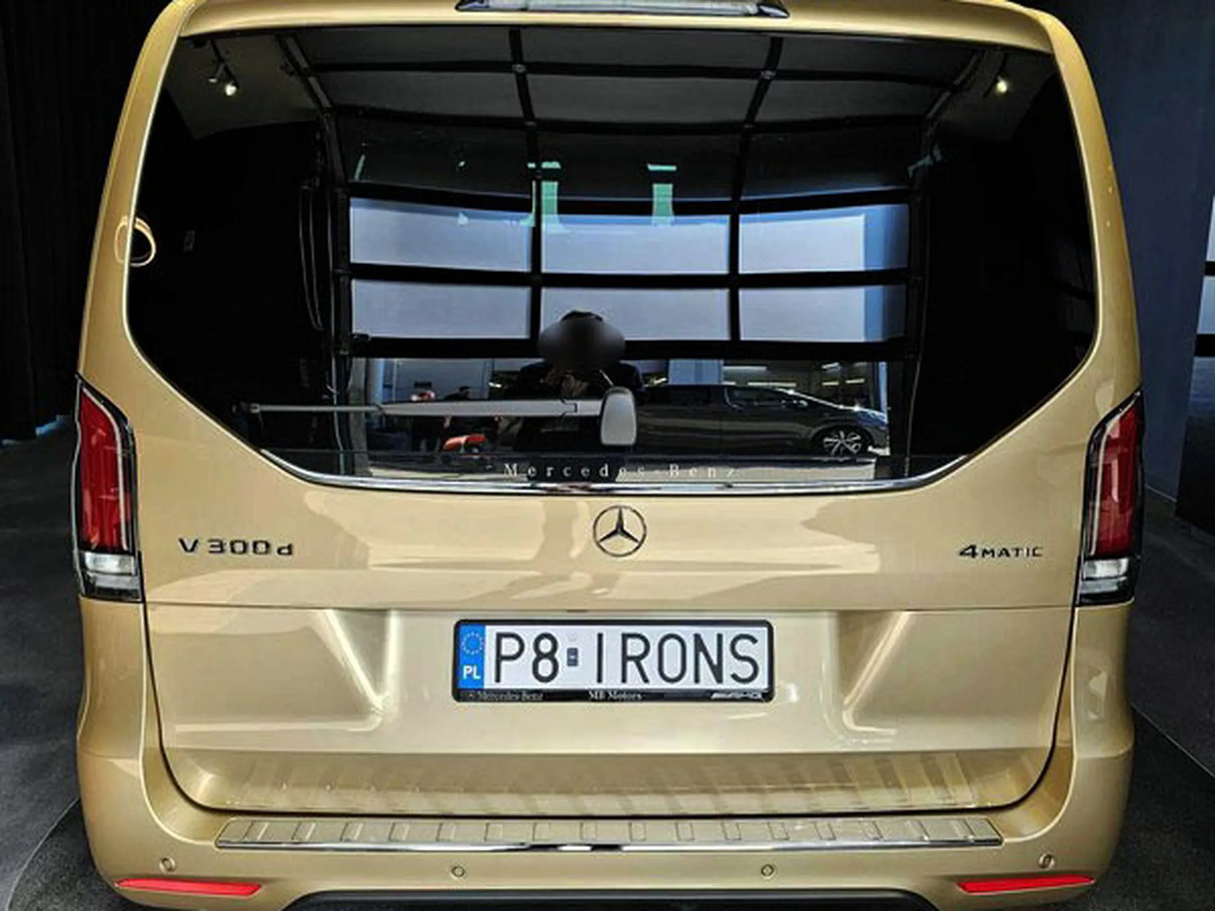 Fajny numer, blacha P8 IRONS