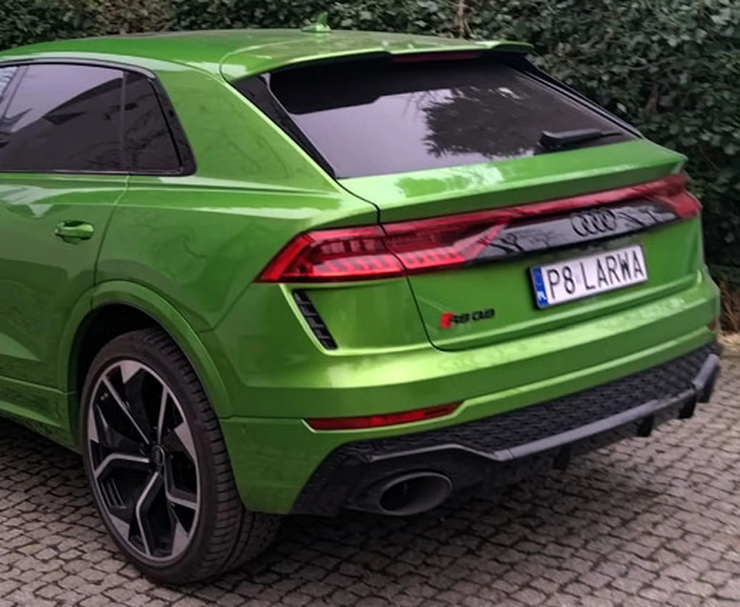 Fajny numer, blacha P8 LARWA