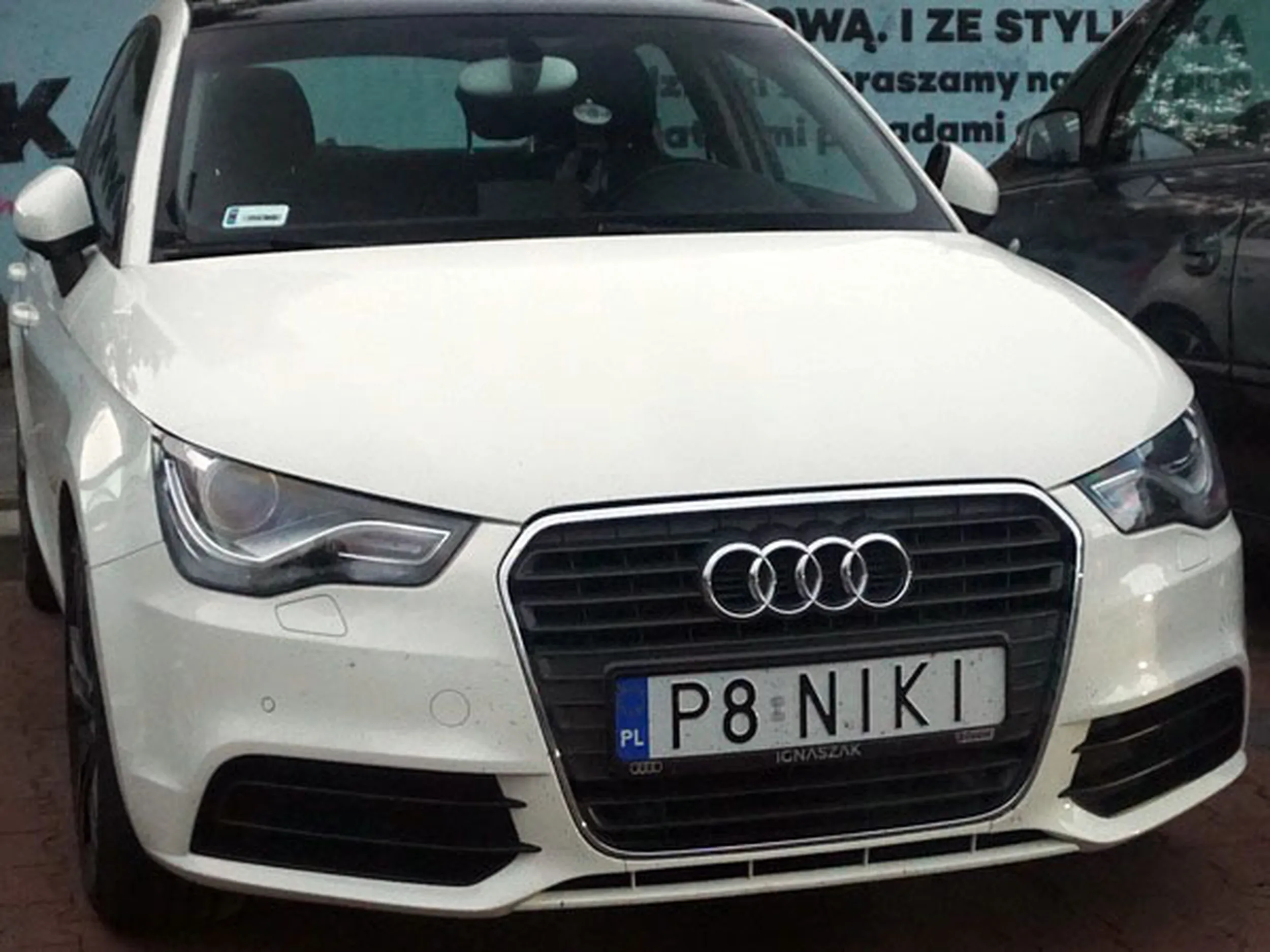 Fajny numer, blacha P8 NIKI