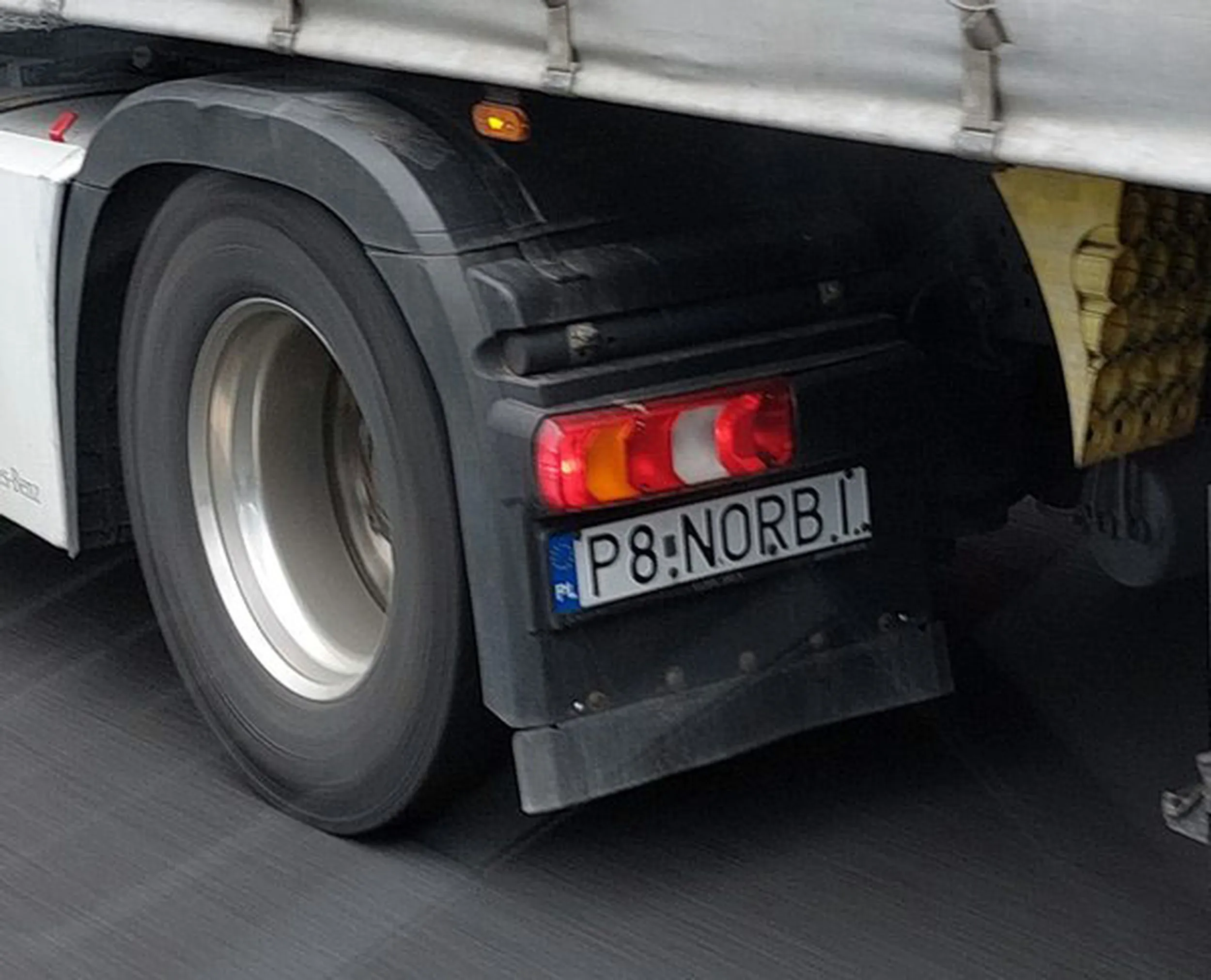 Fajny numer, blacha P8 NORBI