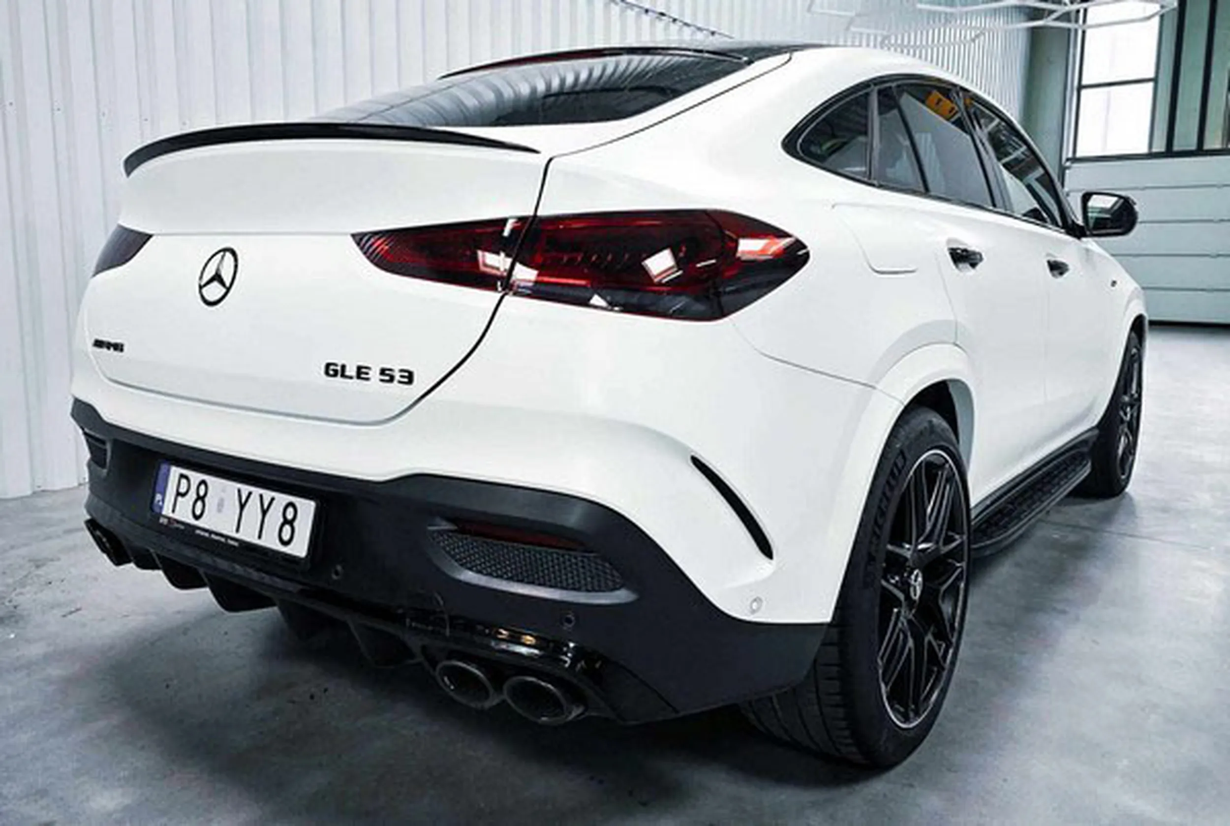 Fajny numer, blacha P8 YY8