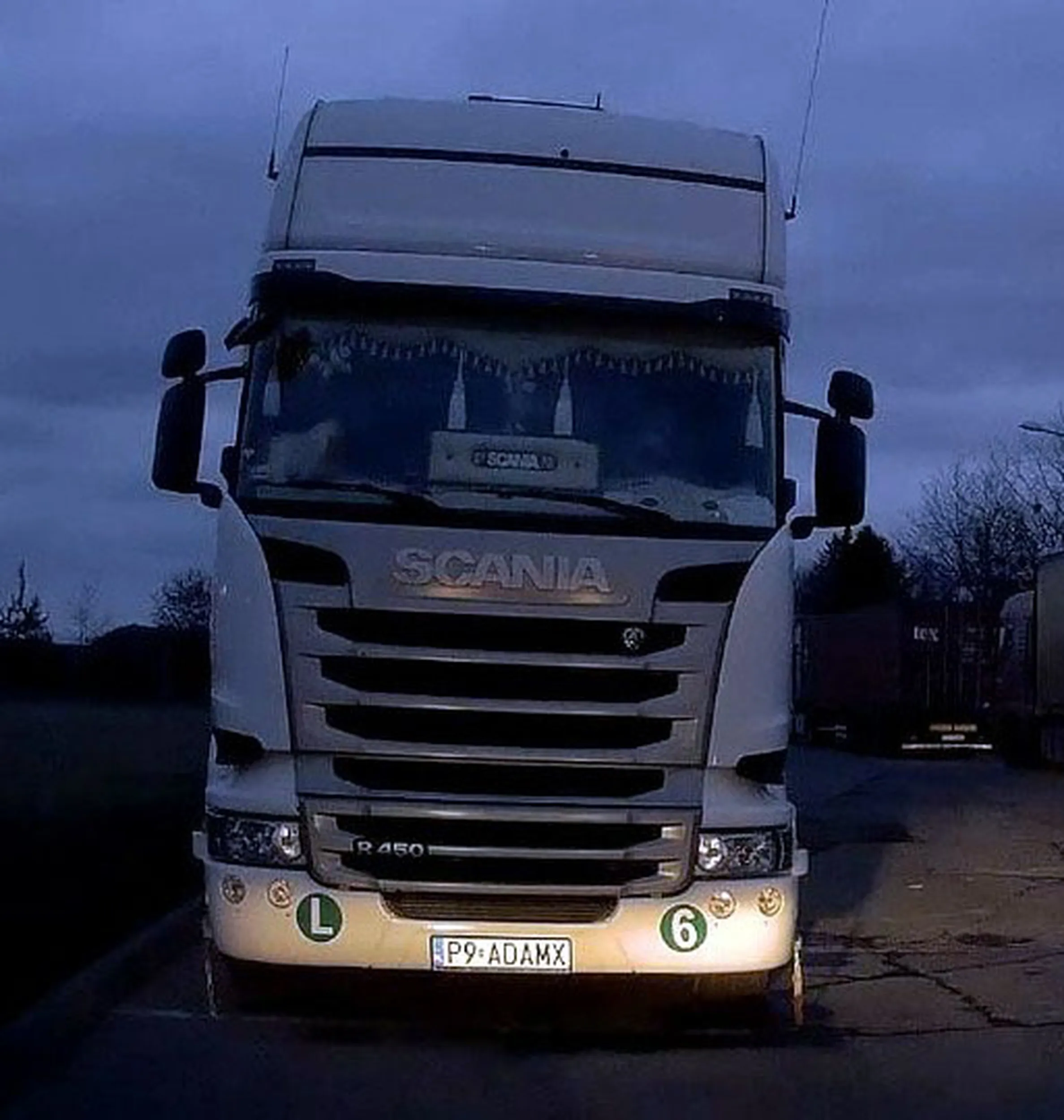 Fajny numer, blacha P9 ADAMX