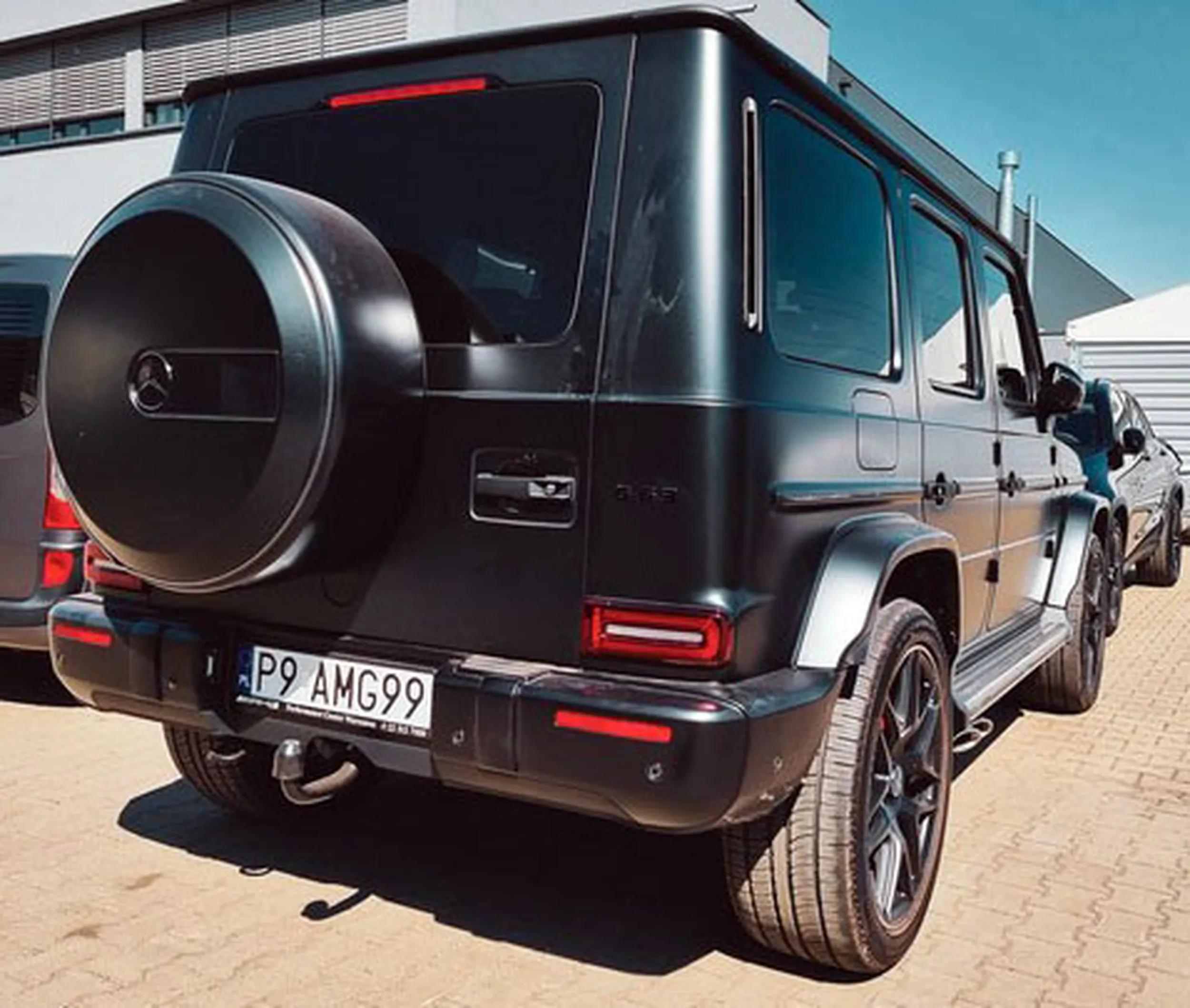 Fajny numer, blacha P9 AMG99