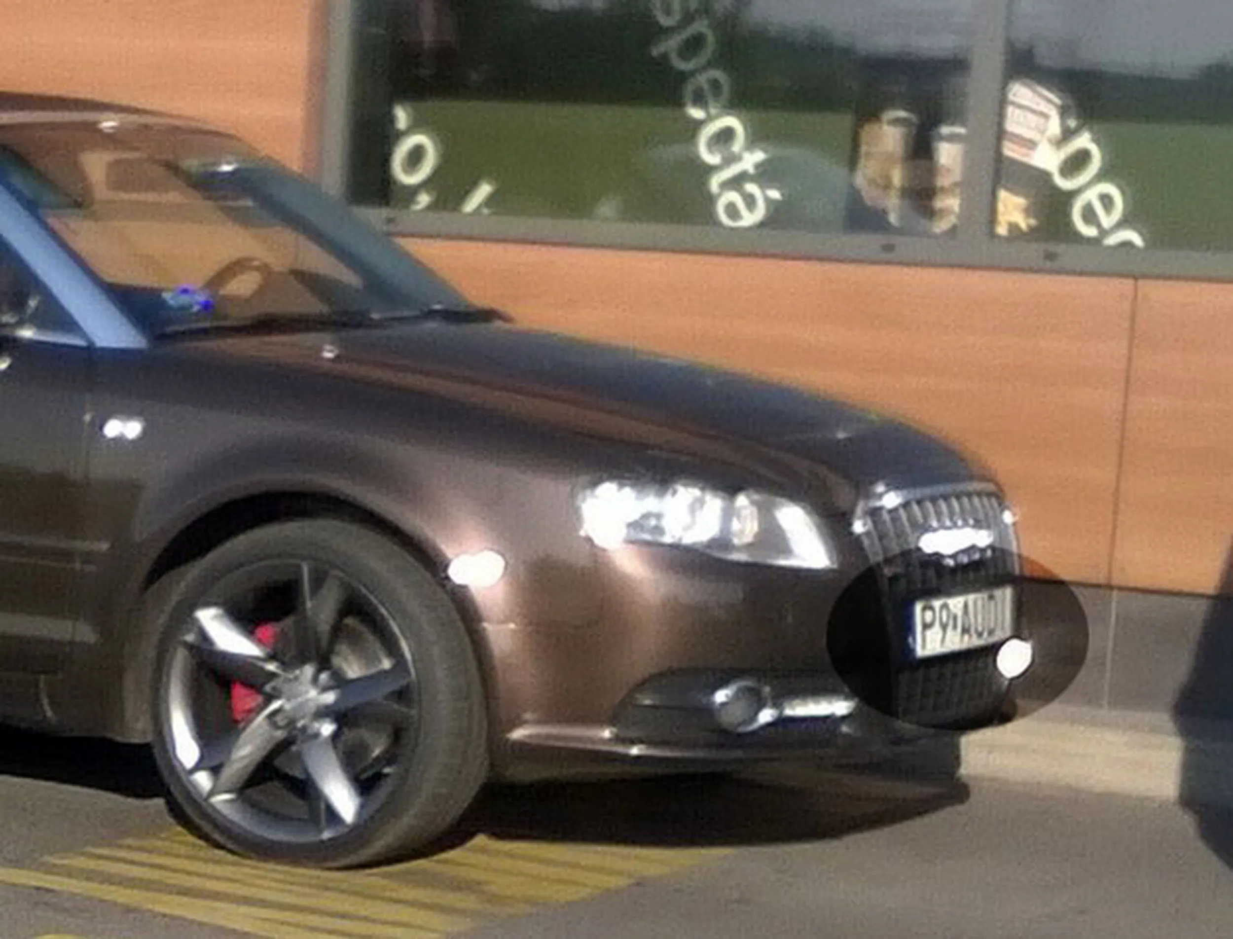 Fajny numer, blacha P9 AUDI