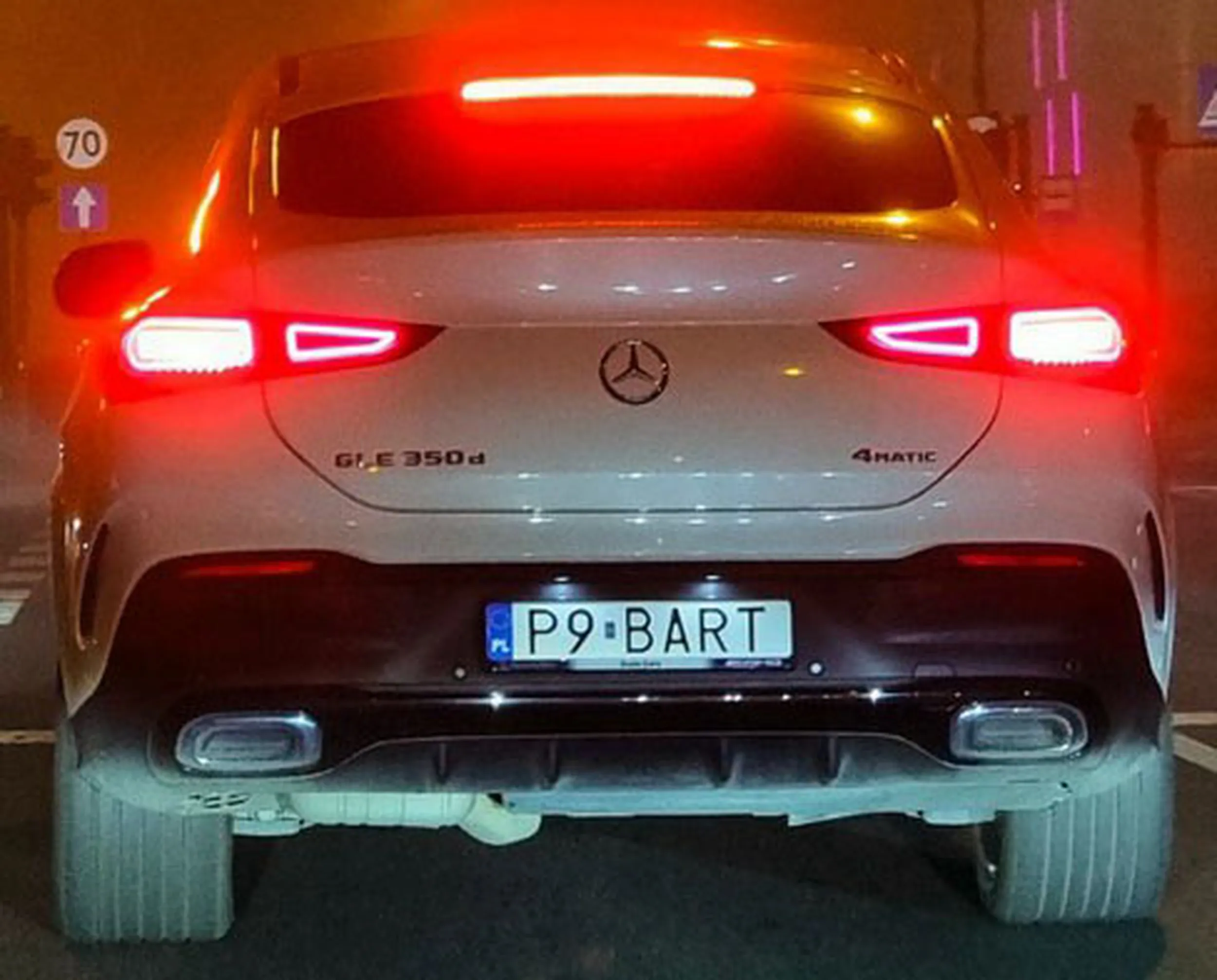 Fajny numer, blacha P9 BART