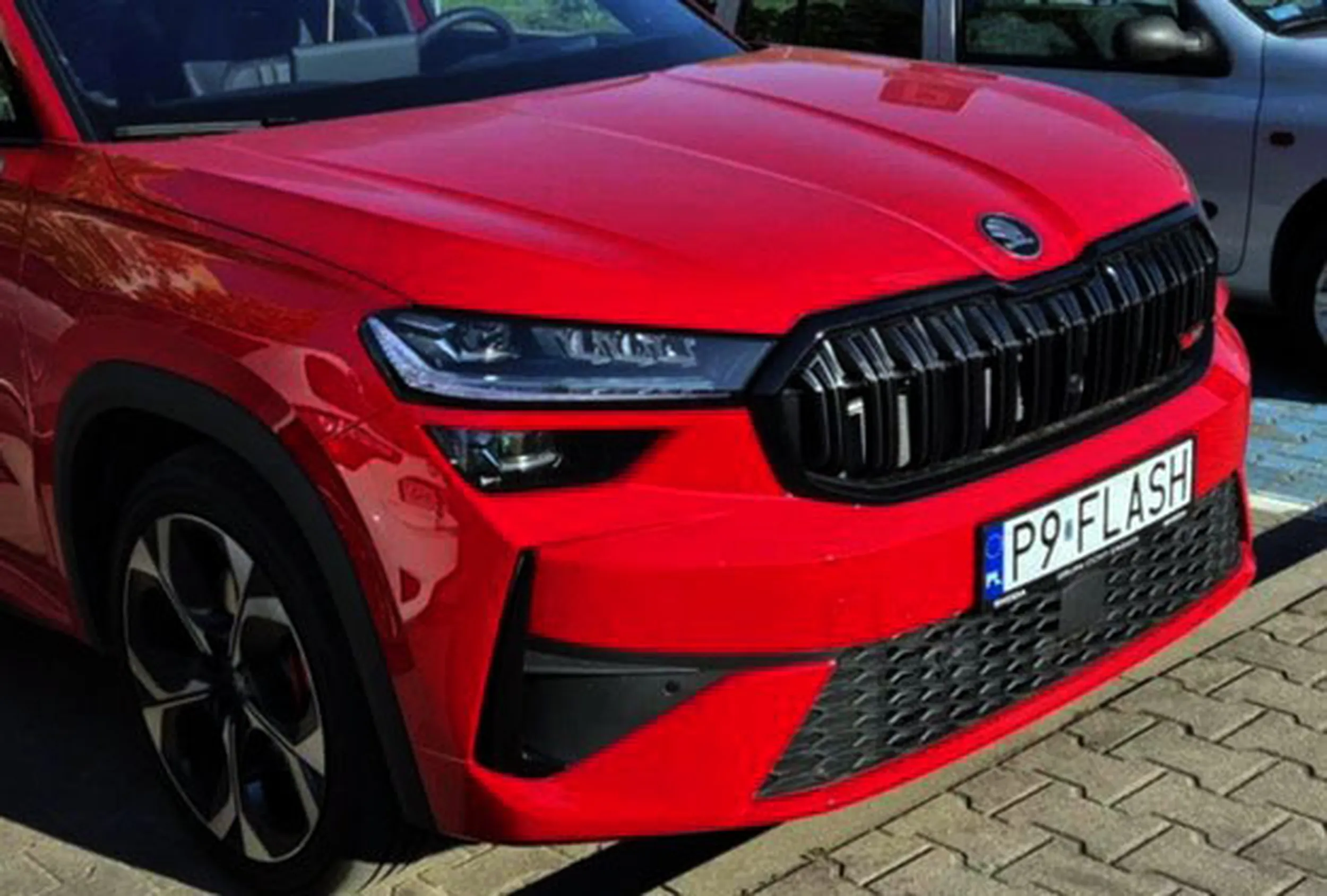 Fajny numer, blacha P9 FLASH