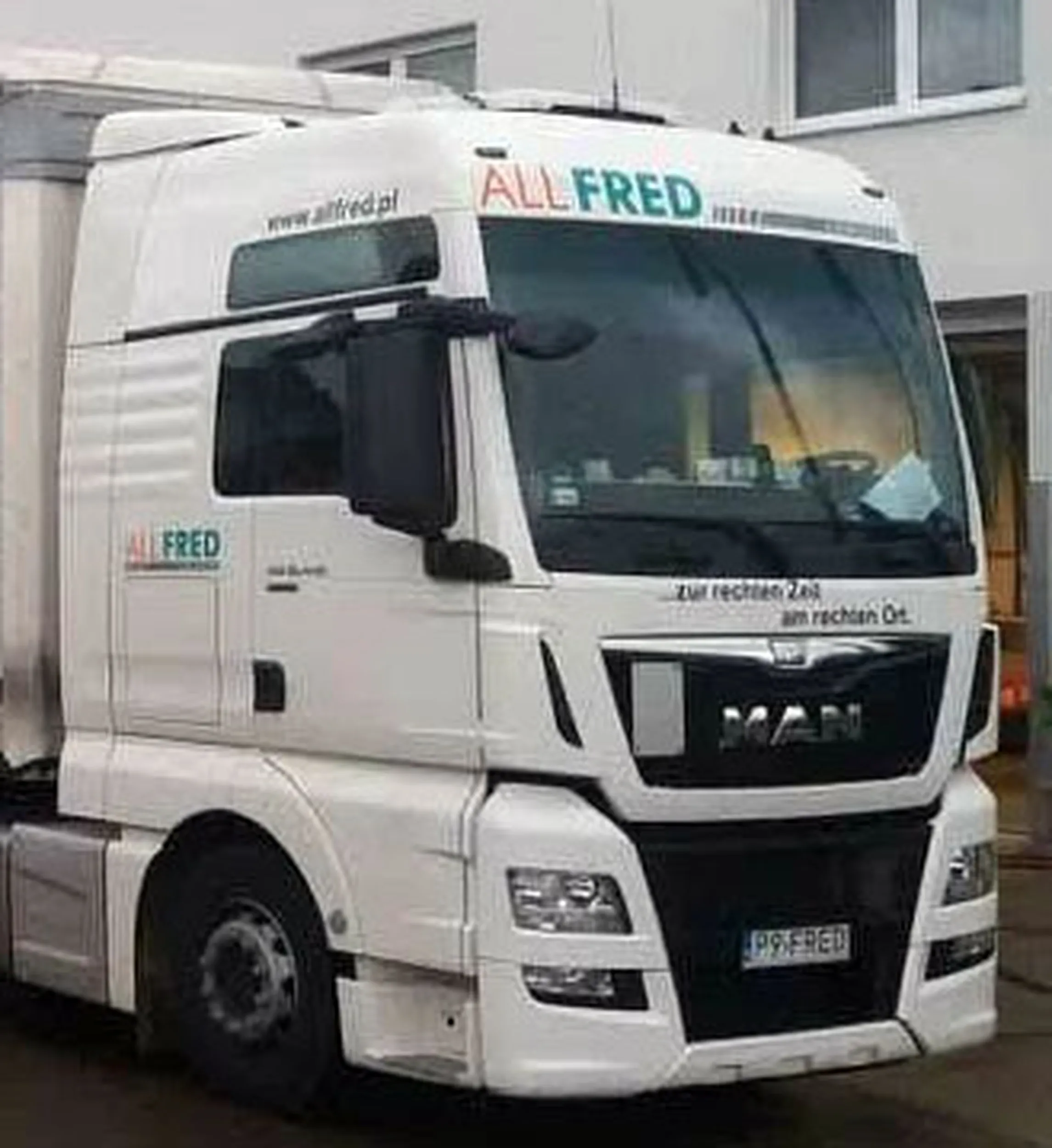 Fajny numer, blacha P9 FRED