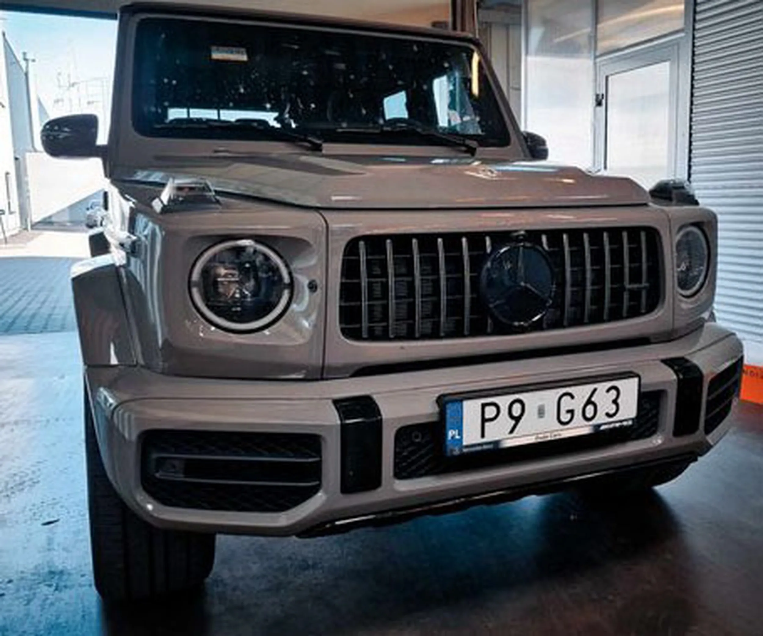 Fajny numer, blacha P9 G63