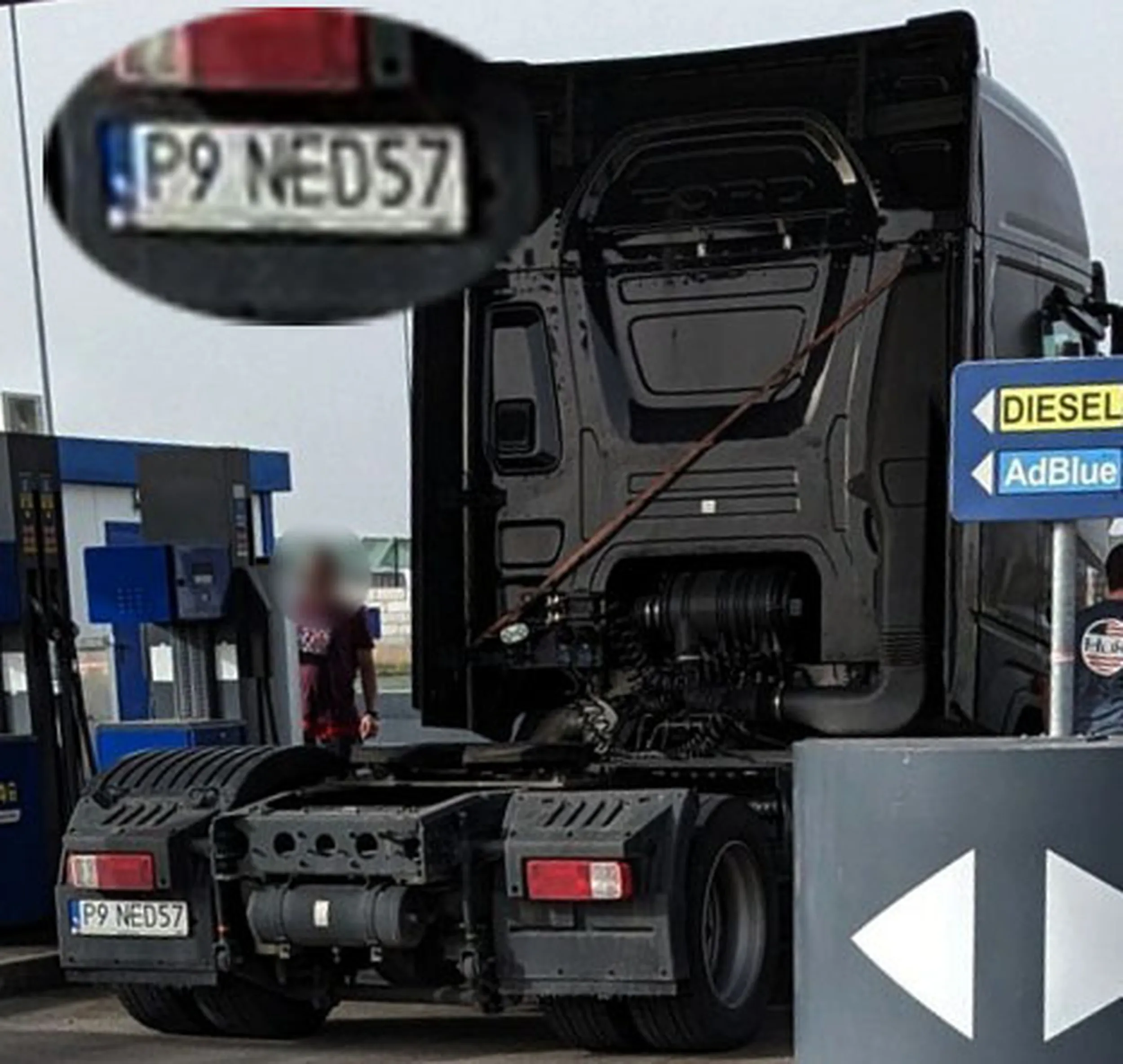 Fajny numer, blacha P9 NED57