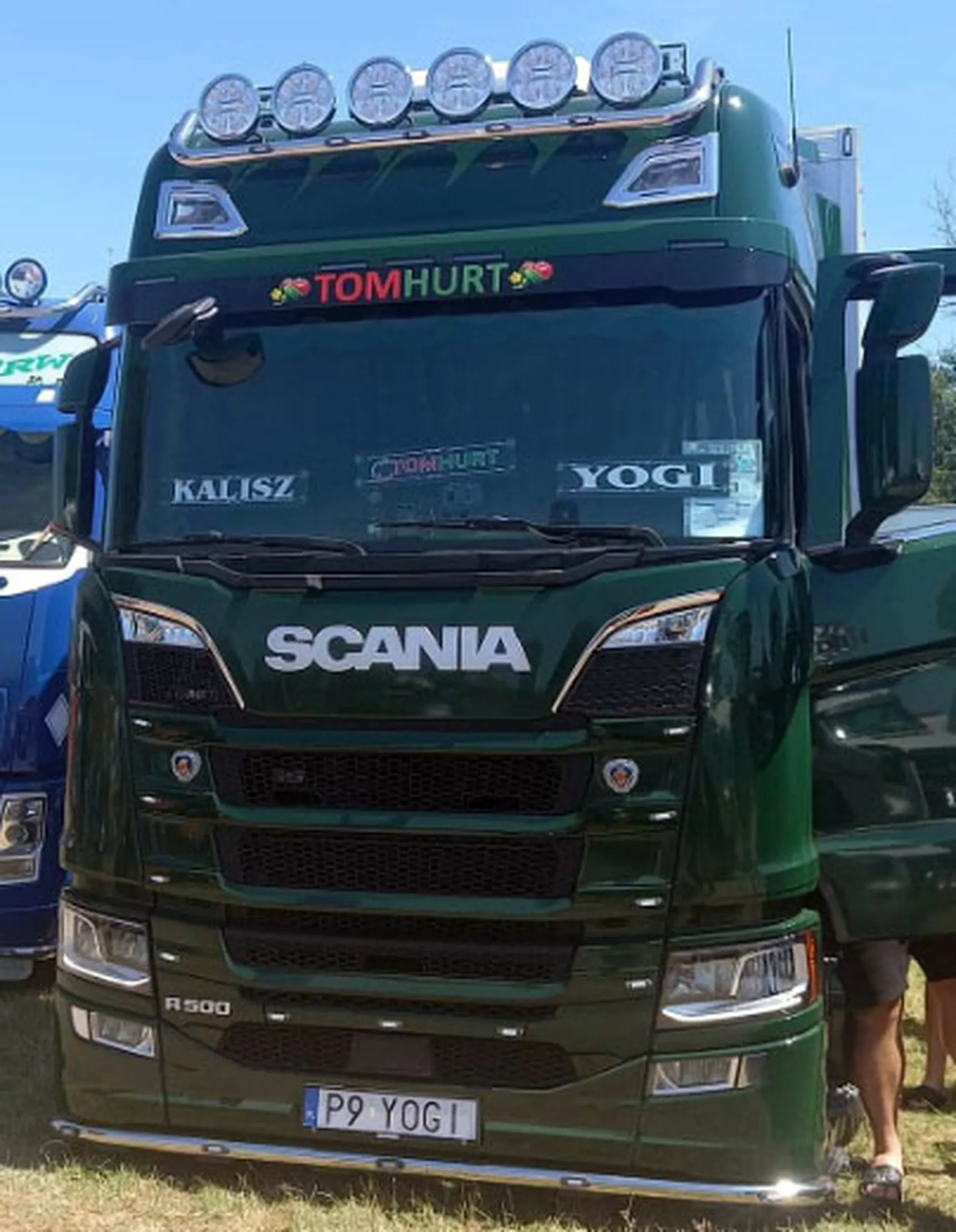 Fajny numer, blacha P9 YOGI