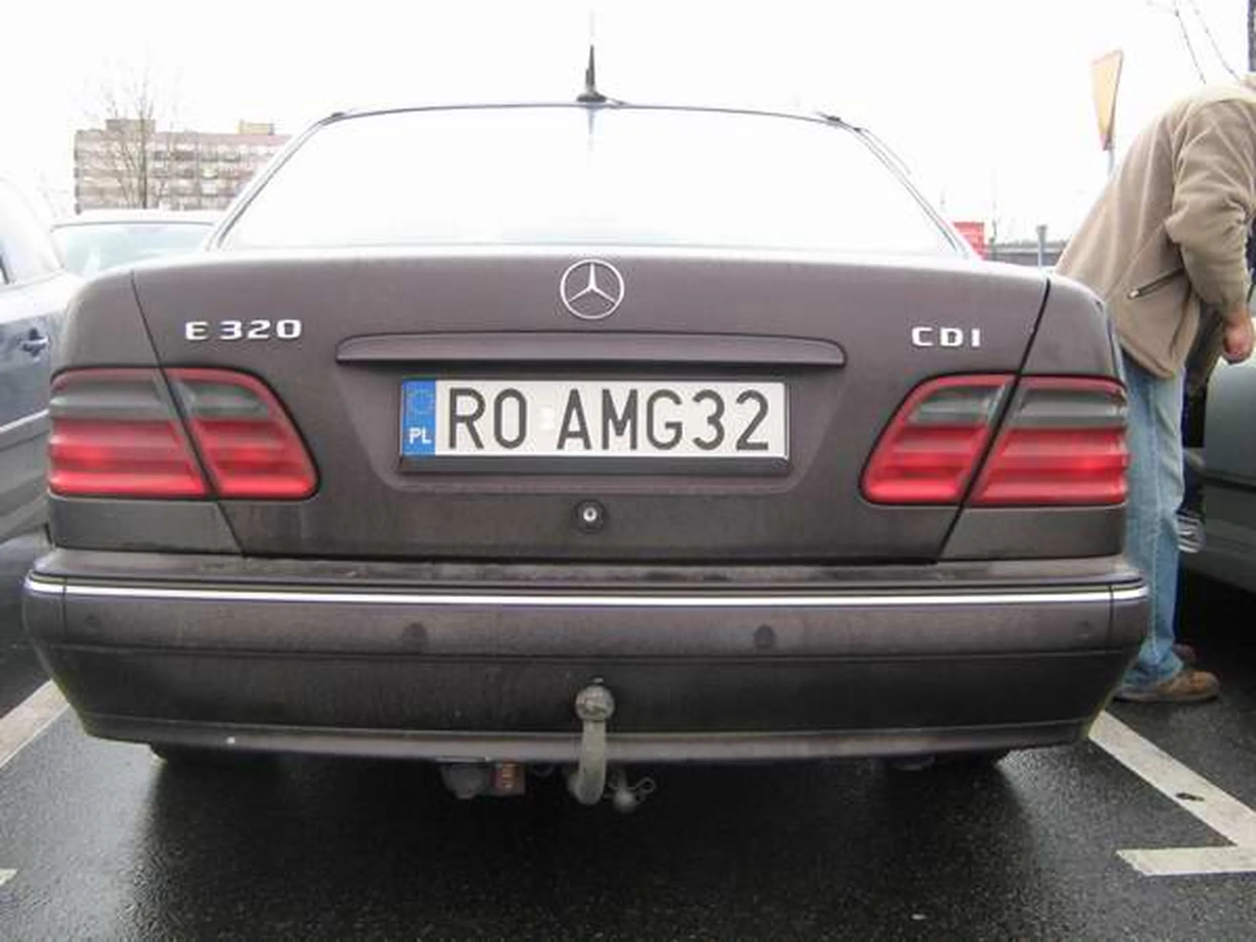 Fajny numer, blacha R0 AMG32