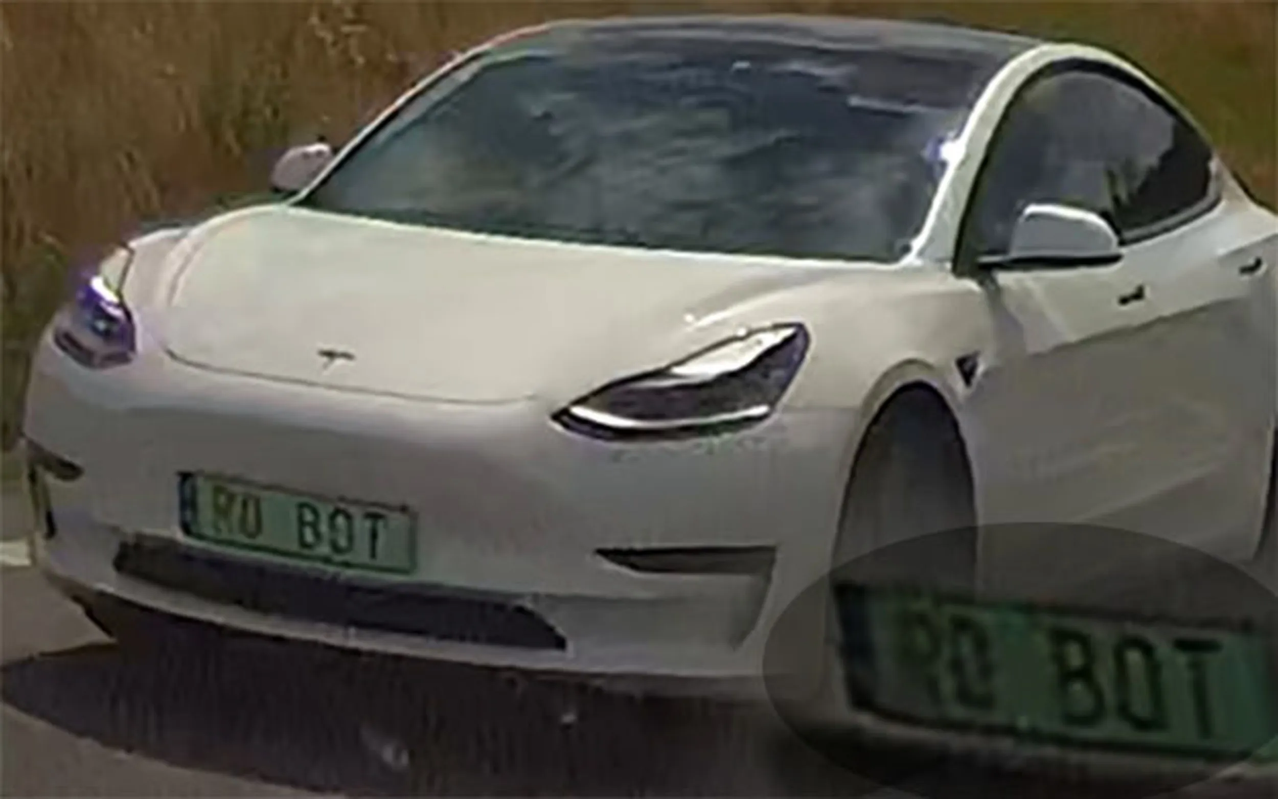 Fajny numer, blacha R0 B0T