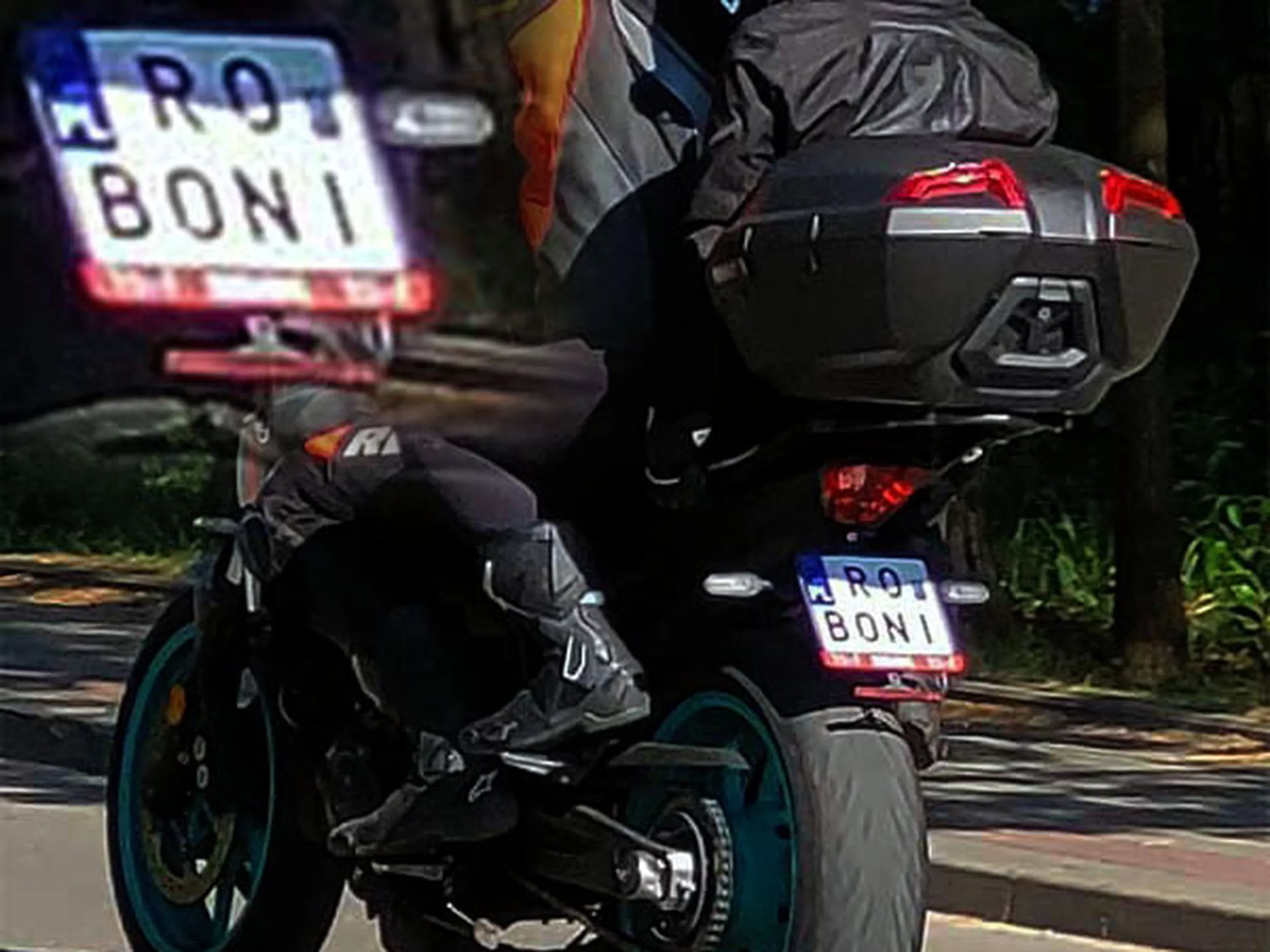 Fajny numer, blacha R0 BONI