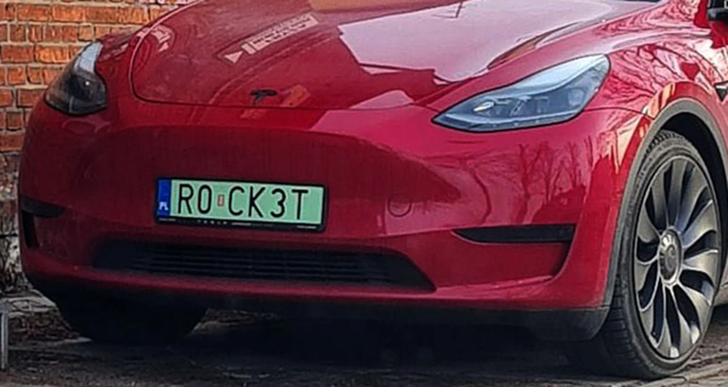 Fajny numer, blacha R0 CK3T