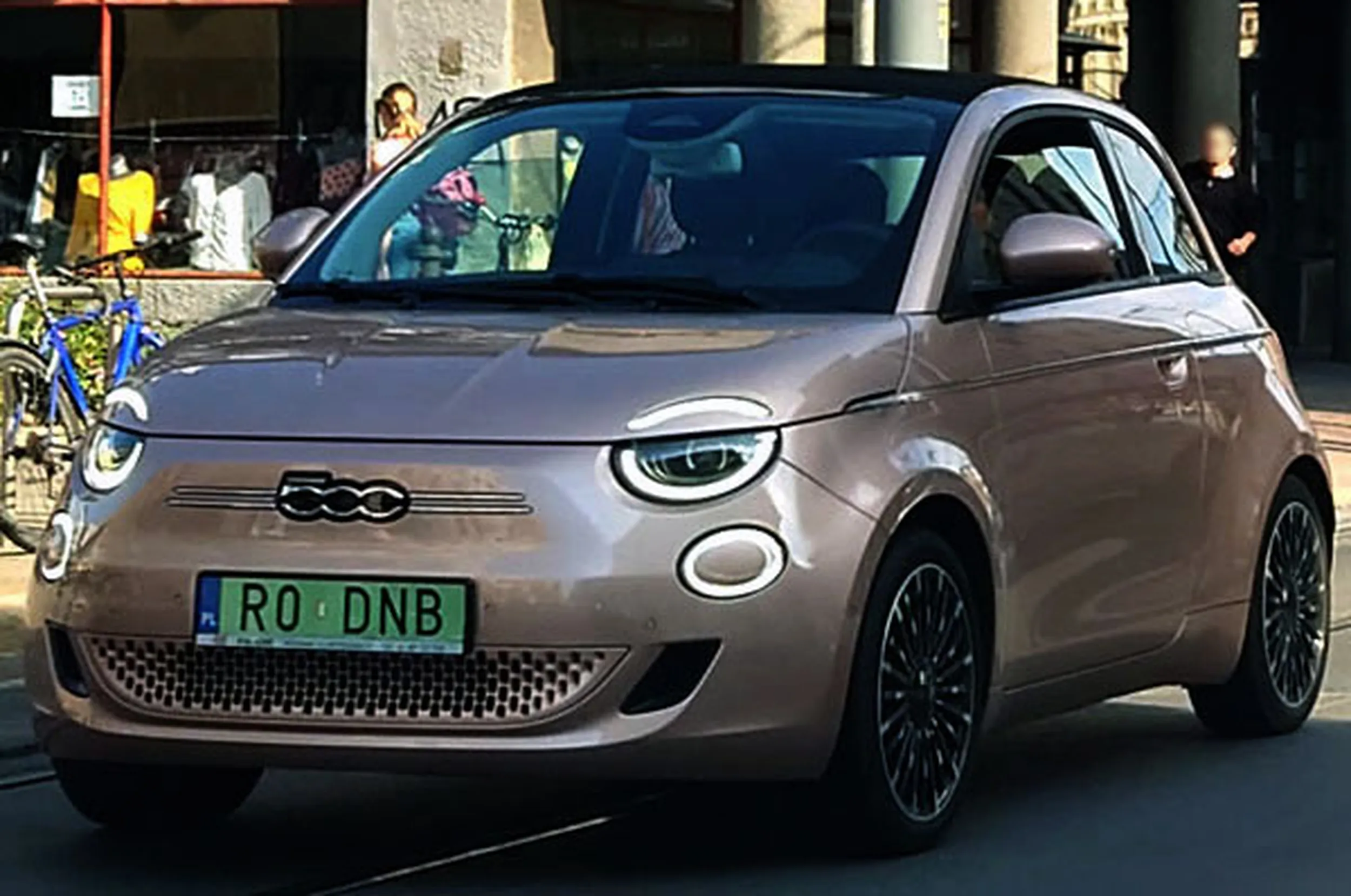 Fajny numer, blacha R0 DNB