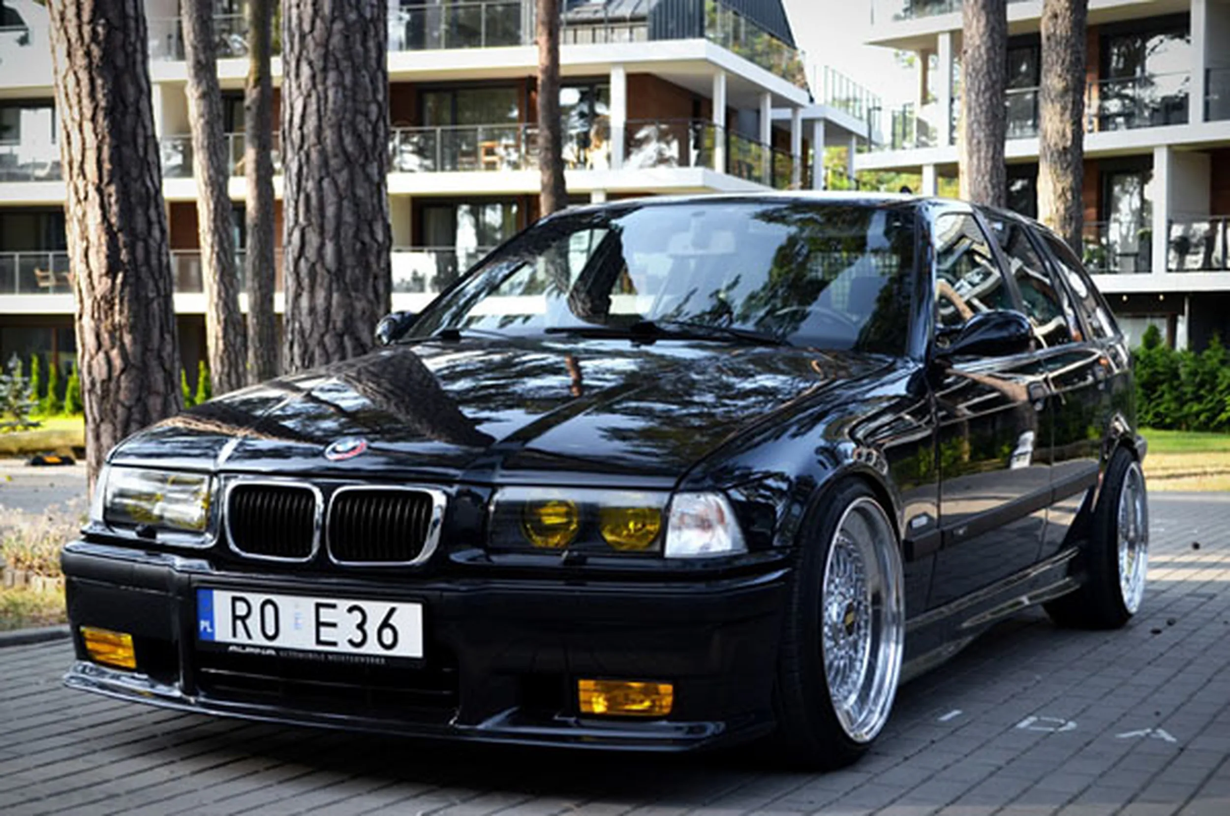 Fajny numer, blacha R0 E36