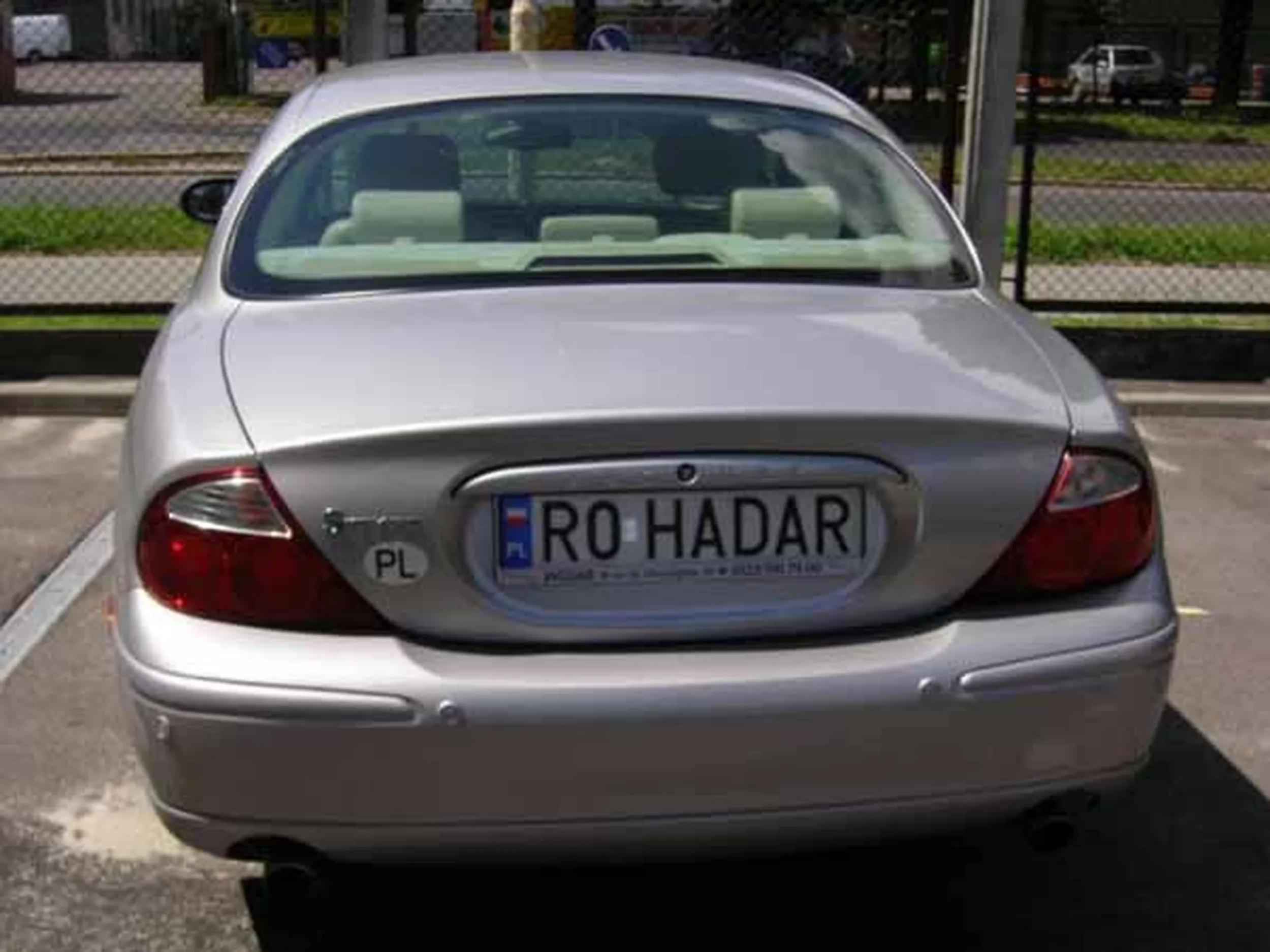 Fajny numer, blacha R0 HADAR