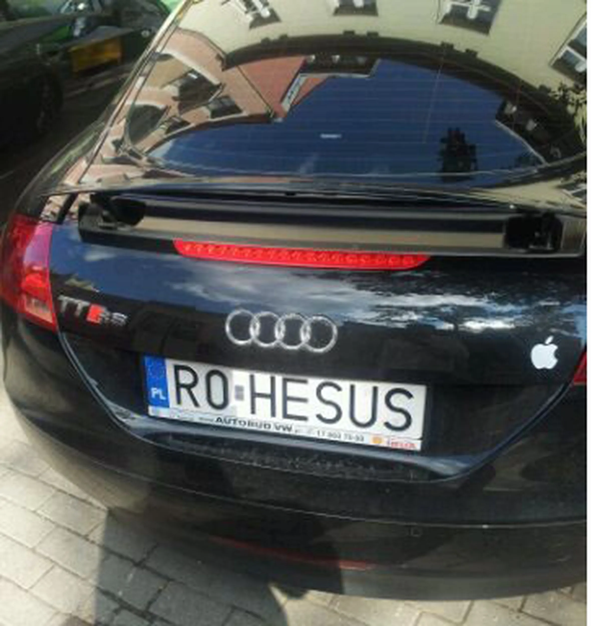 Fajny numer, blacha R0 HESUS