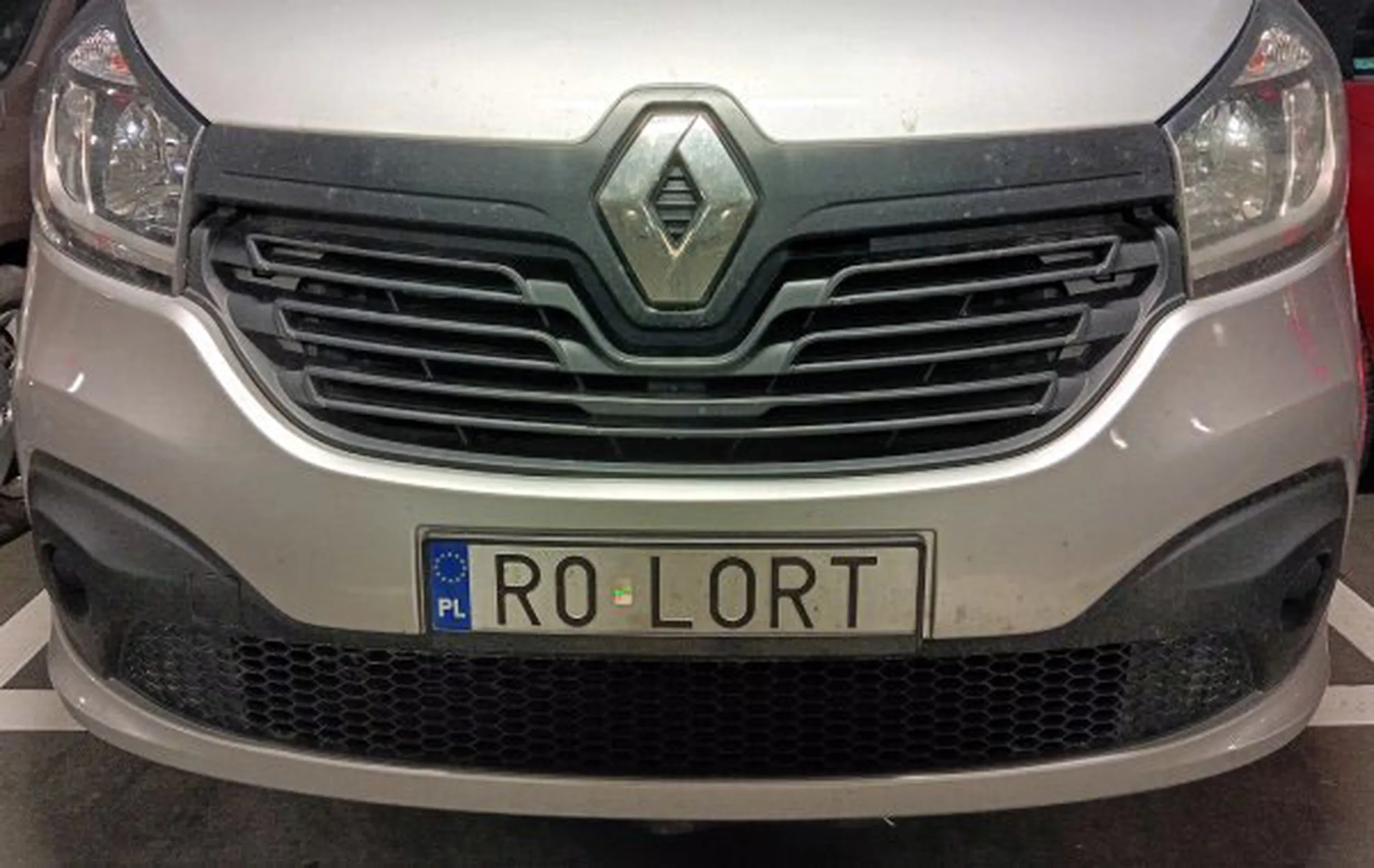 Fajny numer, blacha R0 LORT