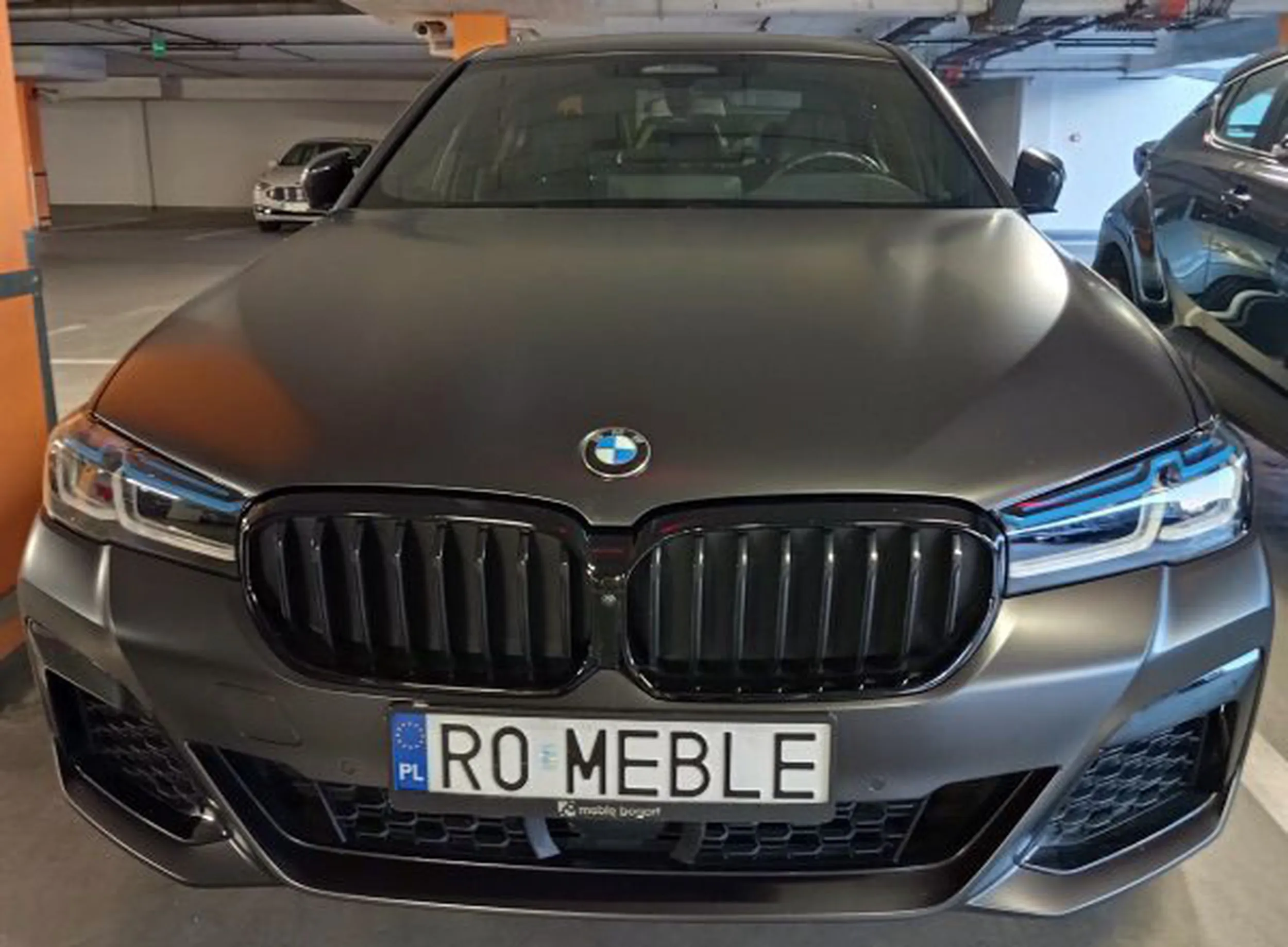 Fajny numer, blacha R0 MEBLE