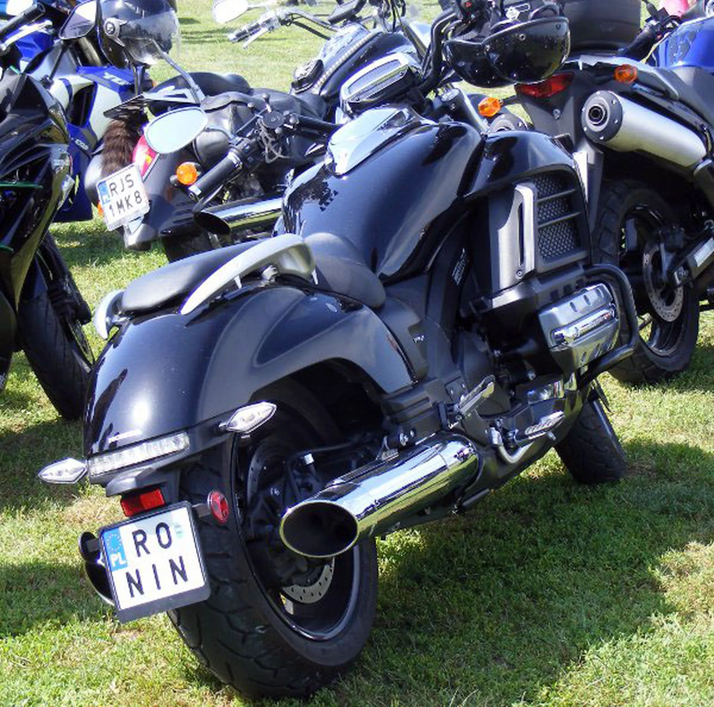 Fajny numer, blacha R0 NIN