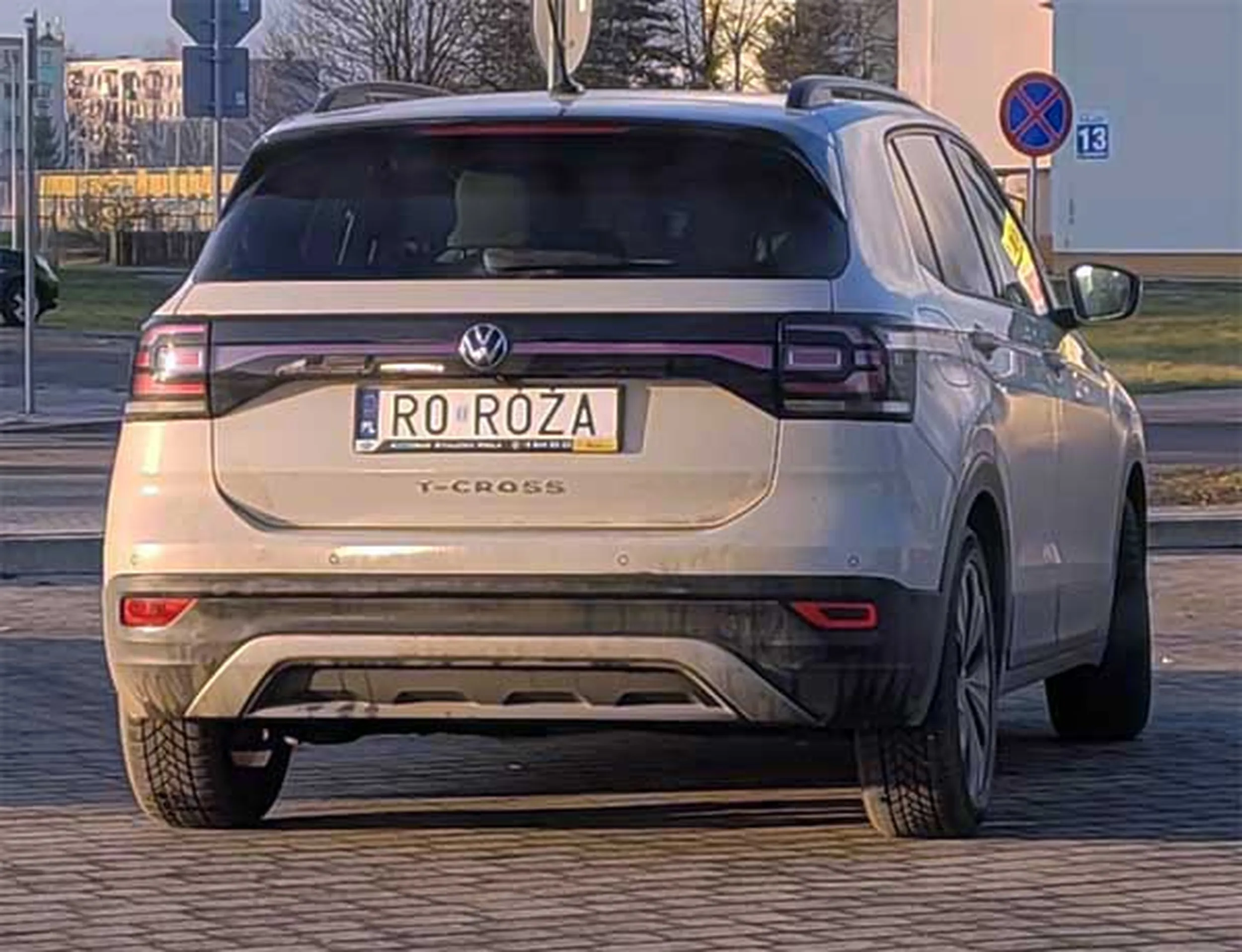 Fajny numer, blacha R0 ROZA