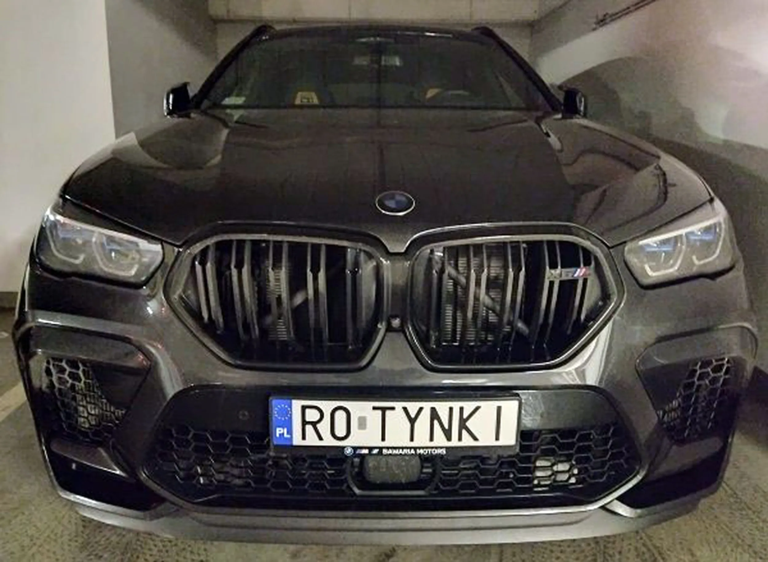 Fajny numer, blacha R0 TYNKI