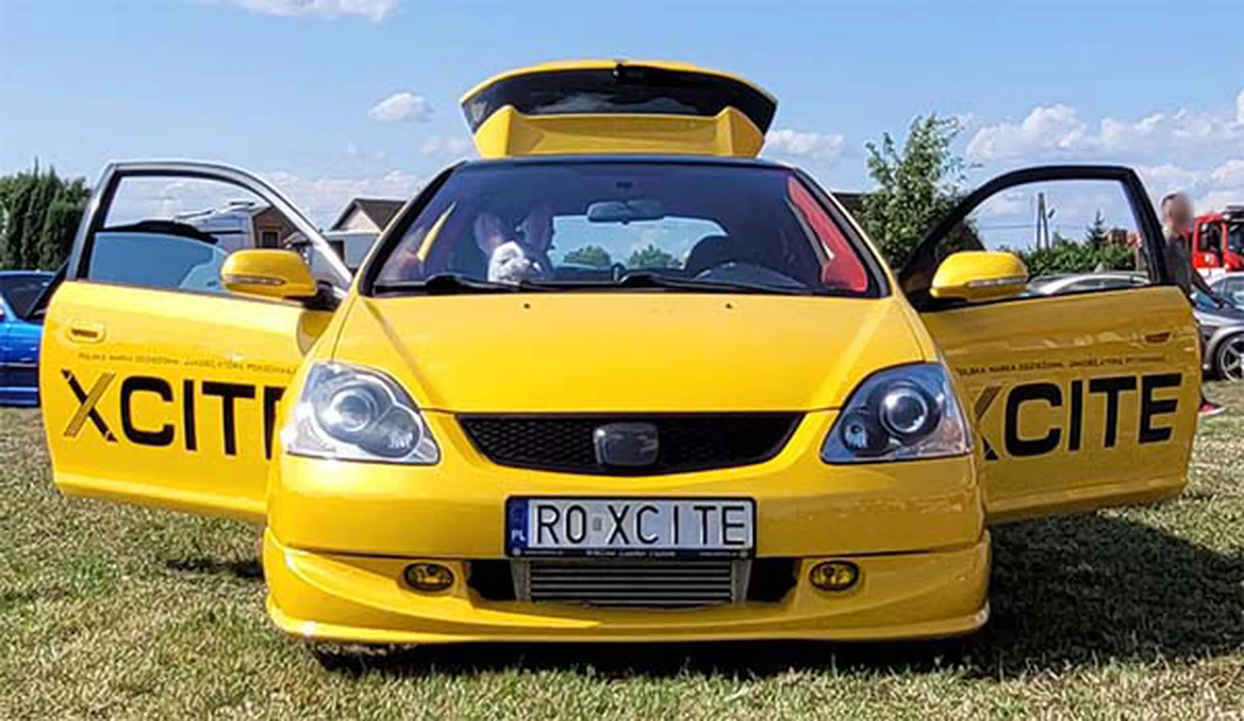 Fajny numer, blacha R0 XCITE