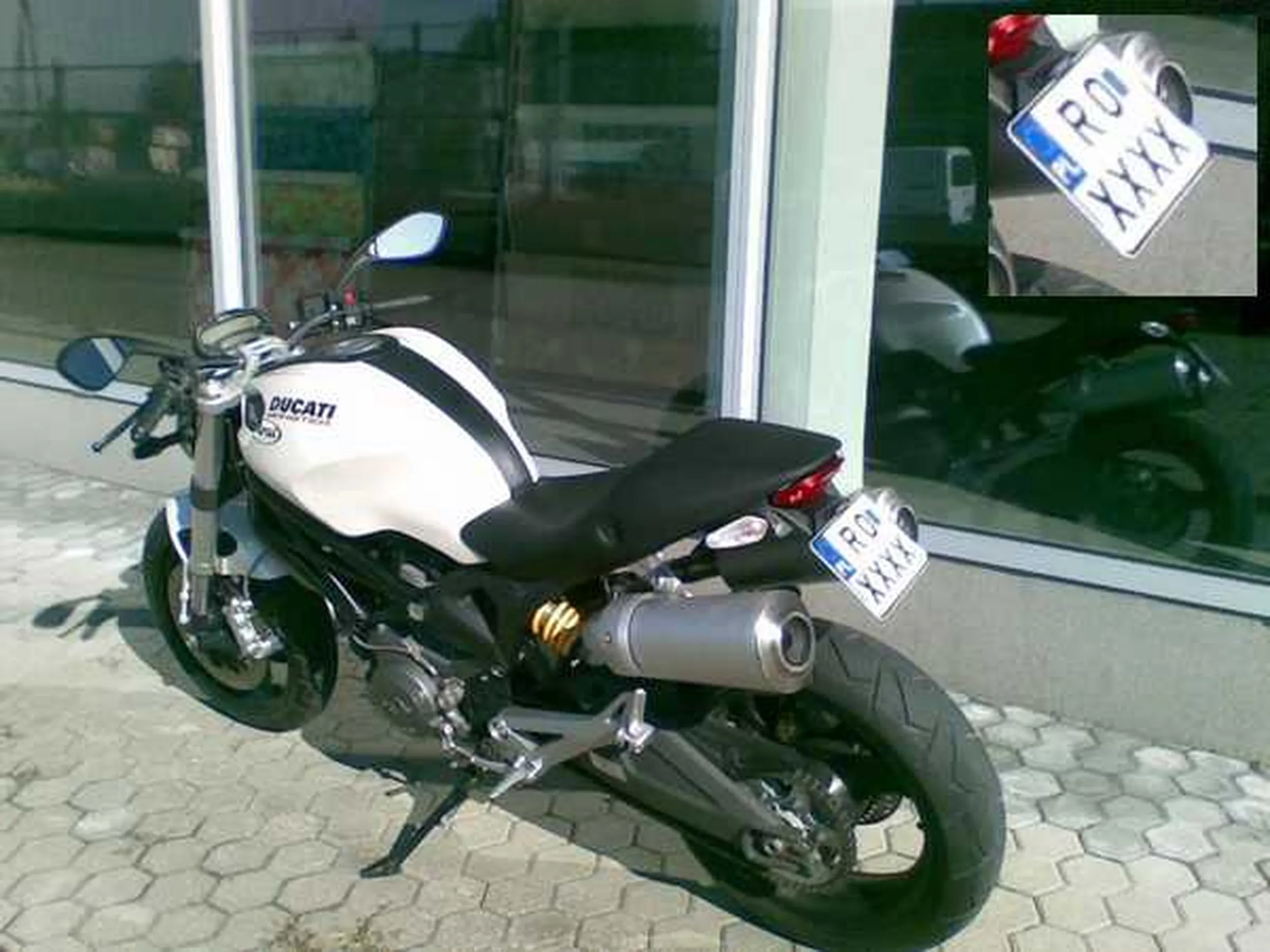 Fajny numer, blacha R0 XXXX