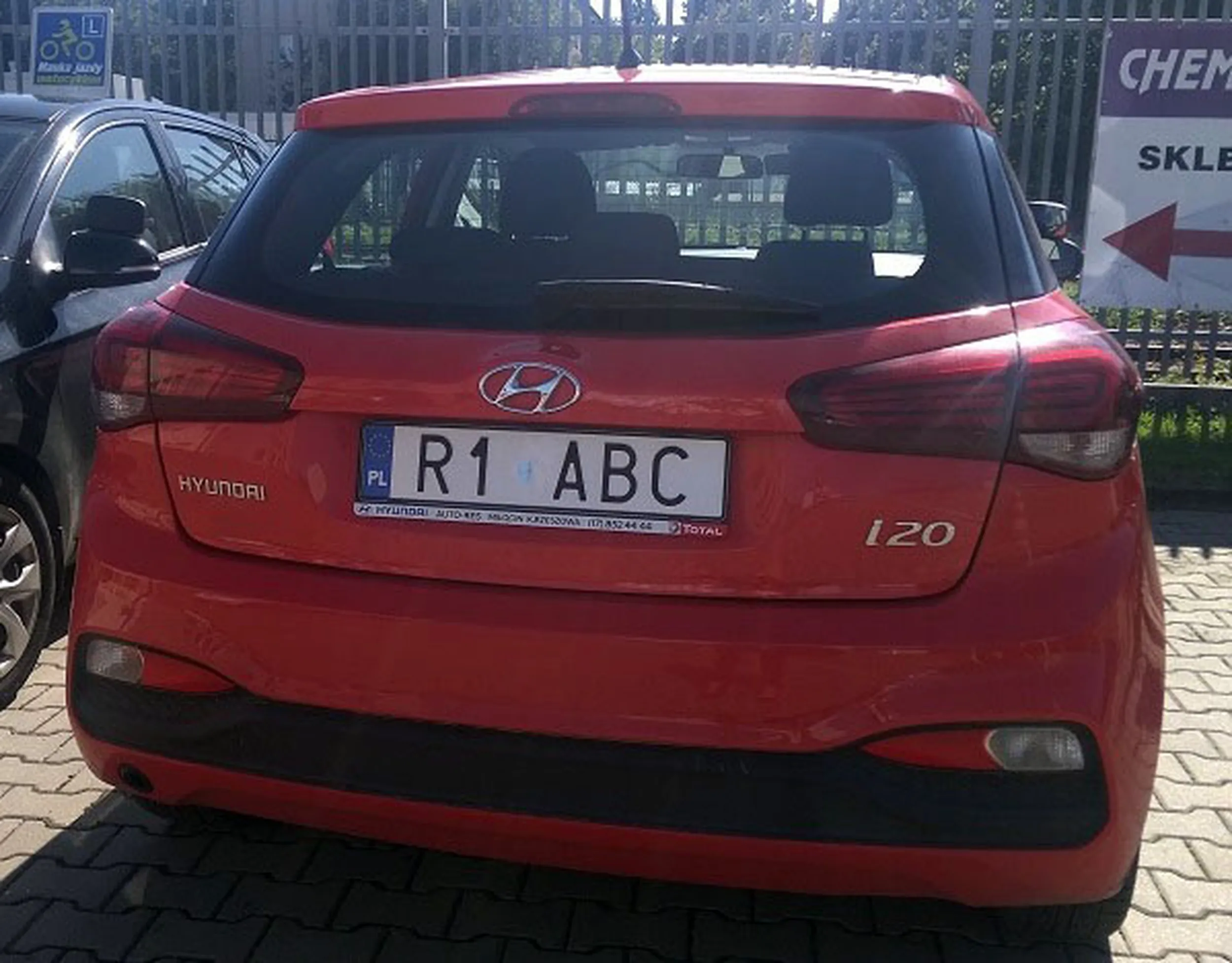 Fajny numer, blacha R1 ABC