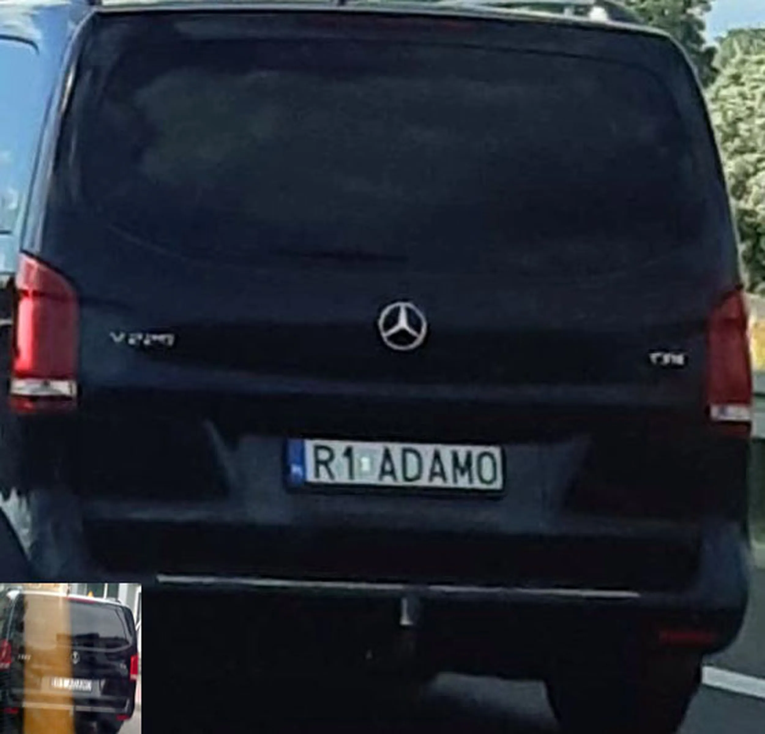 Fajny numer, blacha R1 ADAMO