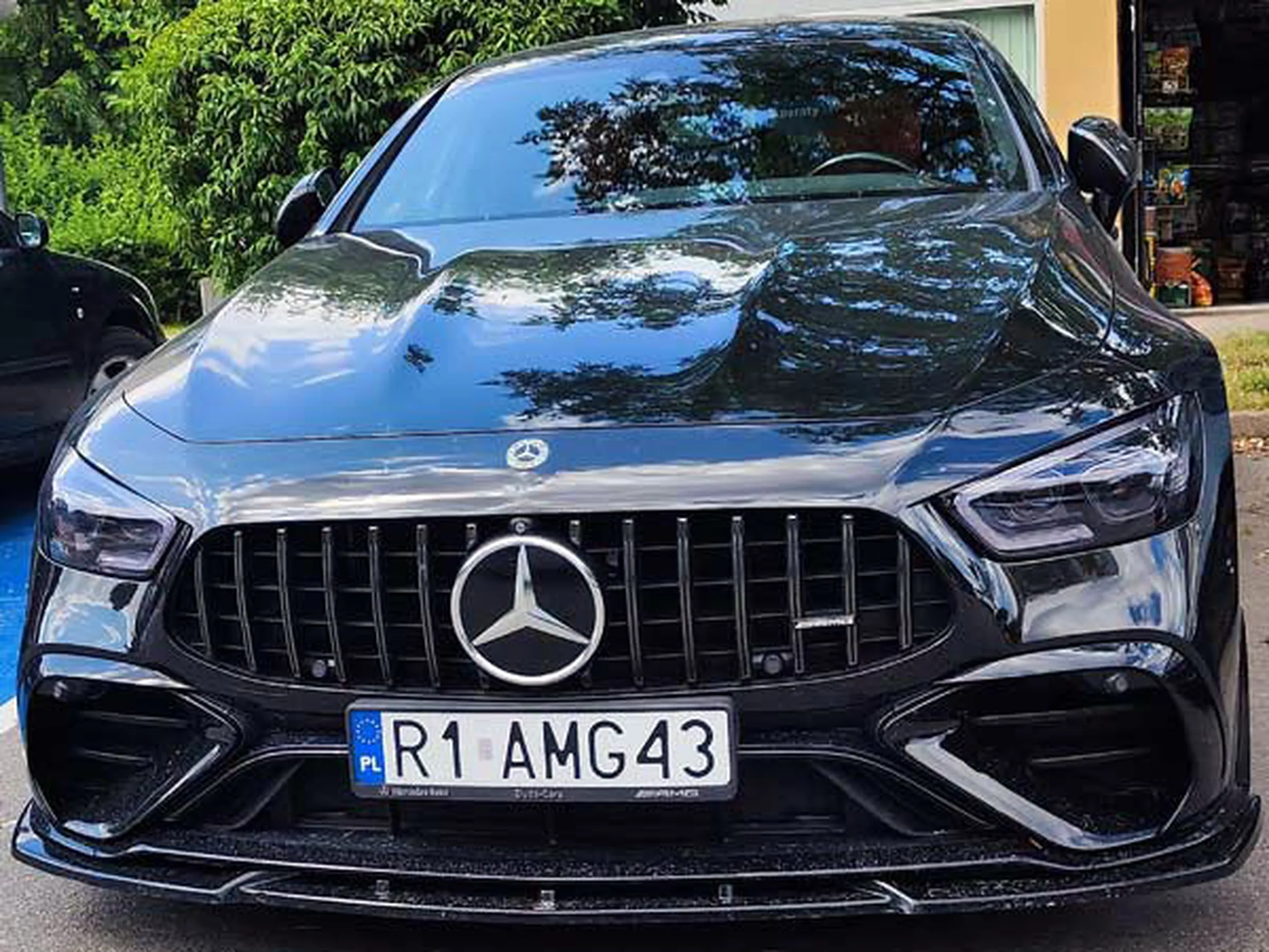 Fajny numer, blacha R1 AMG43