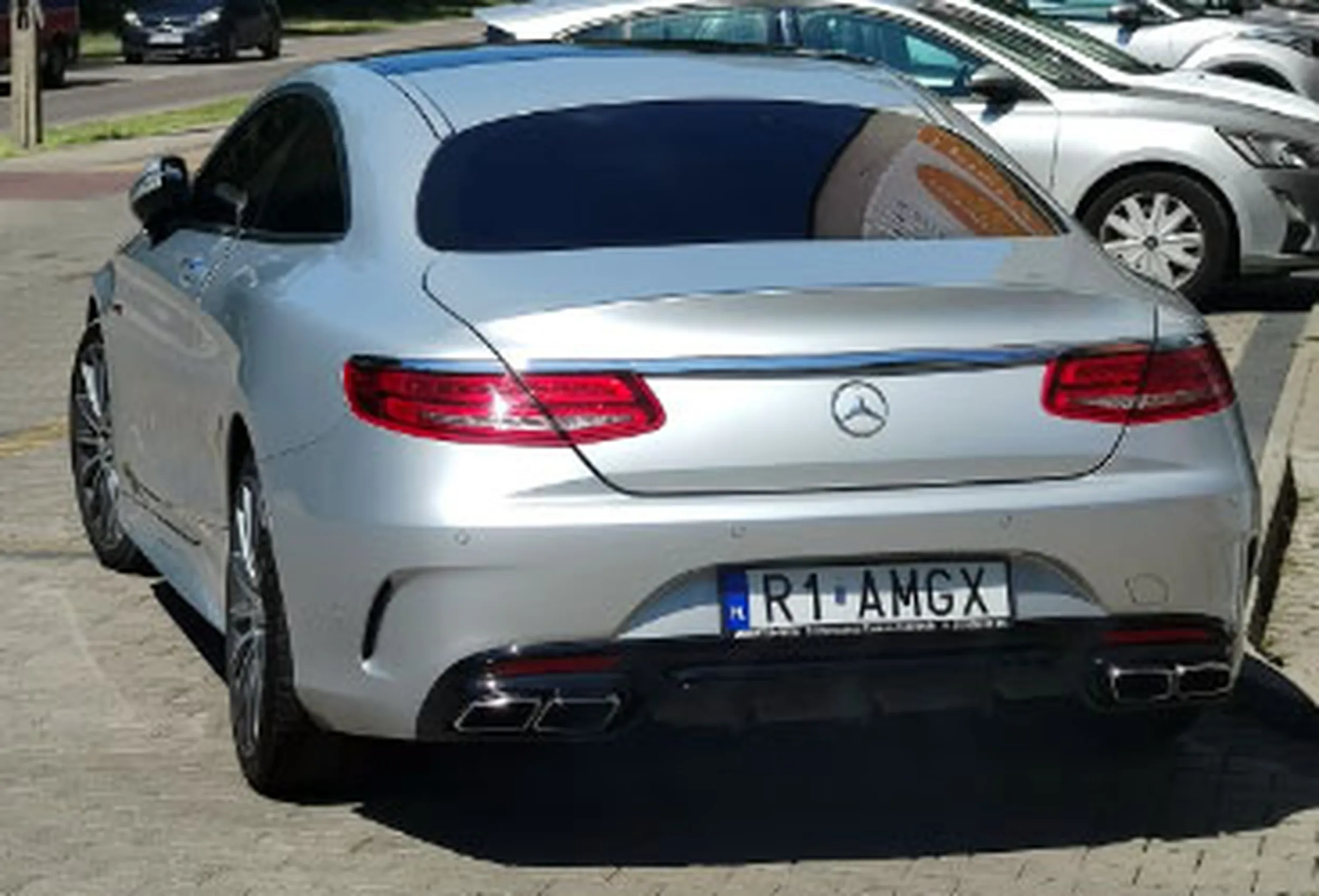 Fajny numer, blacha R1 AMGX