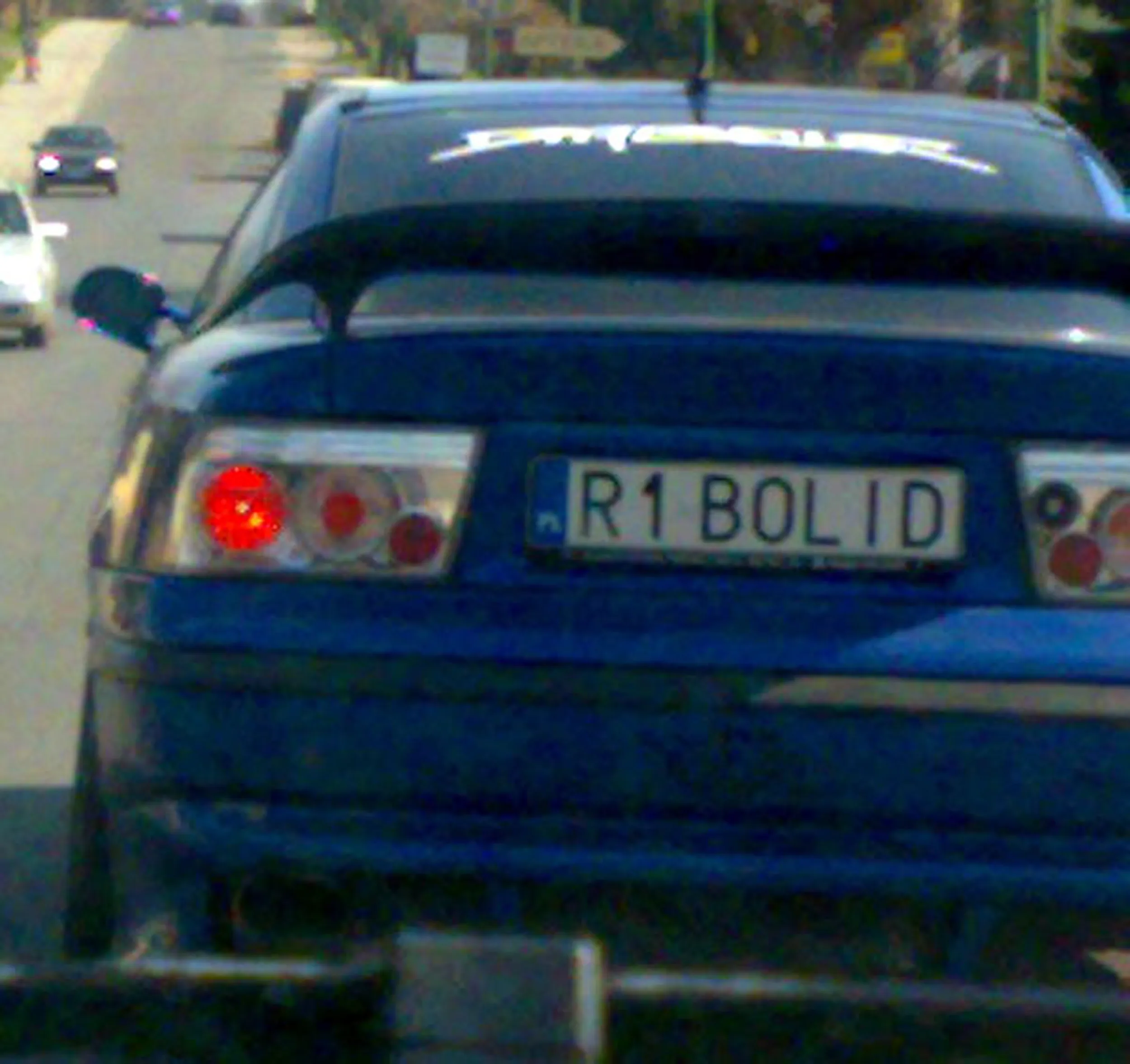 Fajny numer, blacha R1 BOLID